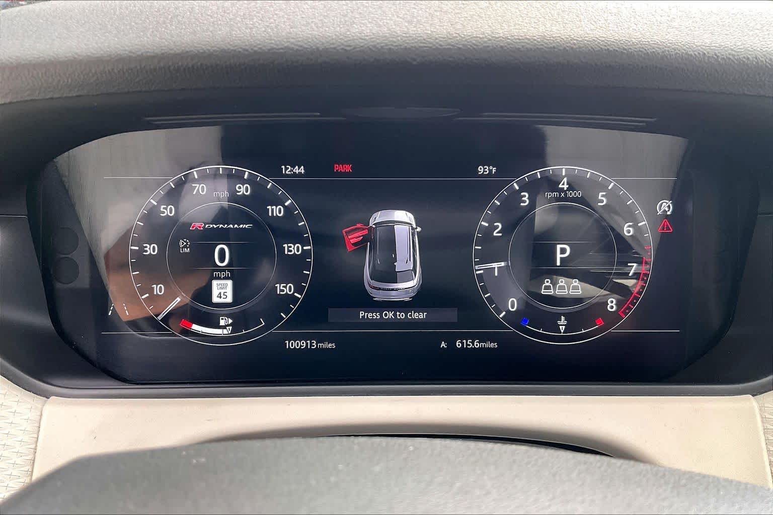 2019 Land Rover Range Rover Velar photo 24 of 34