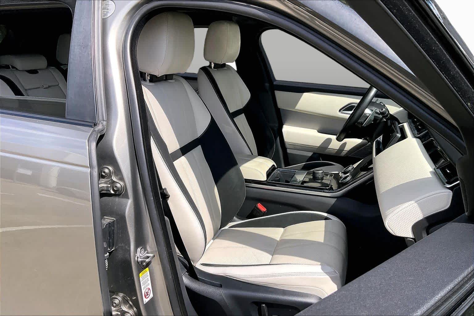 2019 Land Rover Range Rover Velar photo 8 of 34
