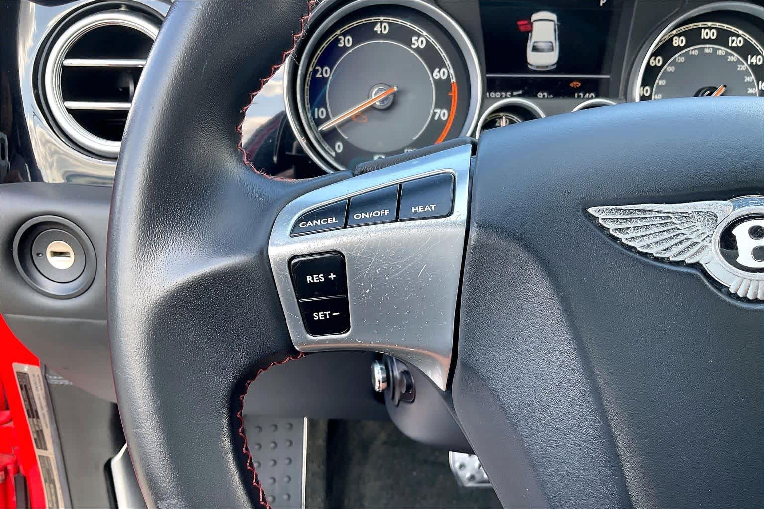 2015 Bentley Flying Spur photo 21 of 31