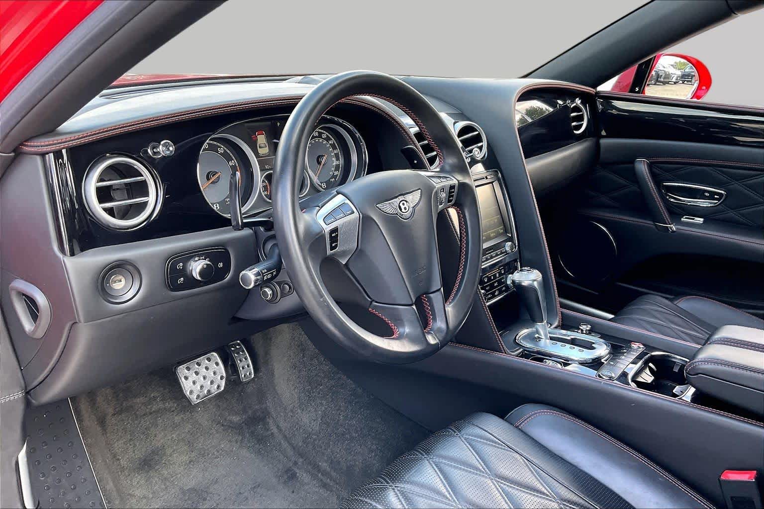 2015 Bentley Flying Spur photo 15 of 31