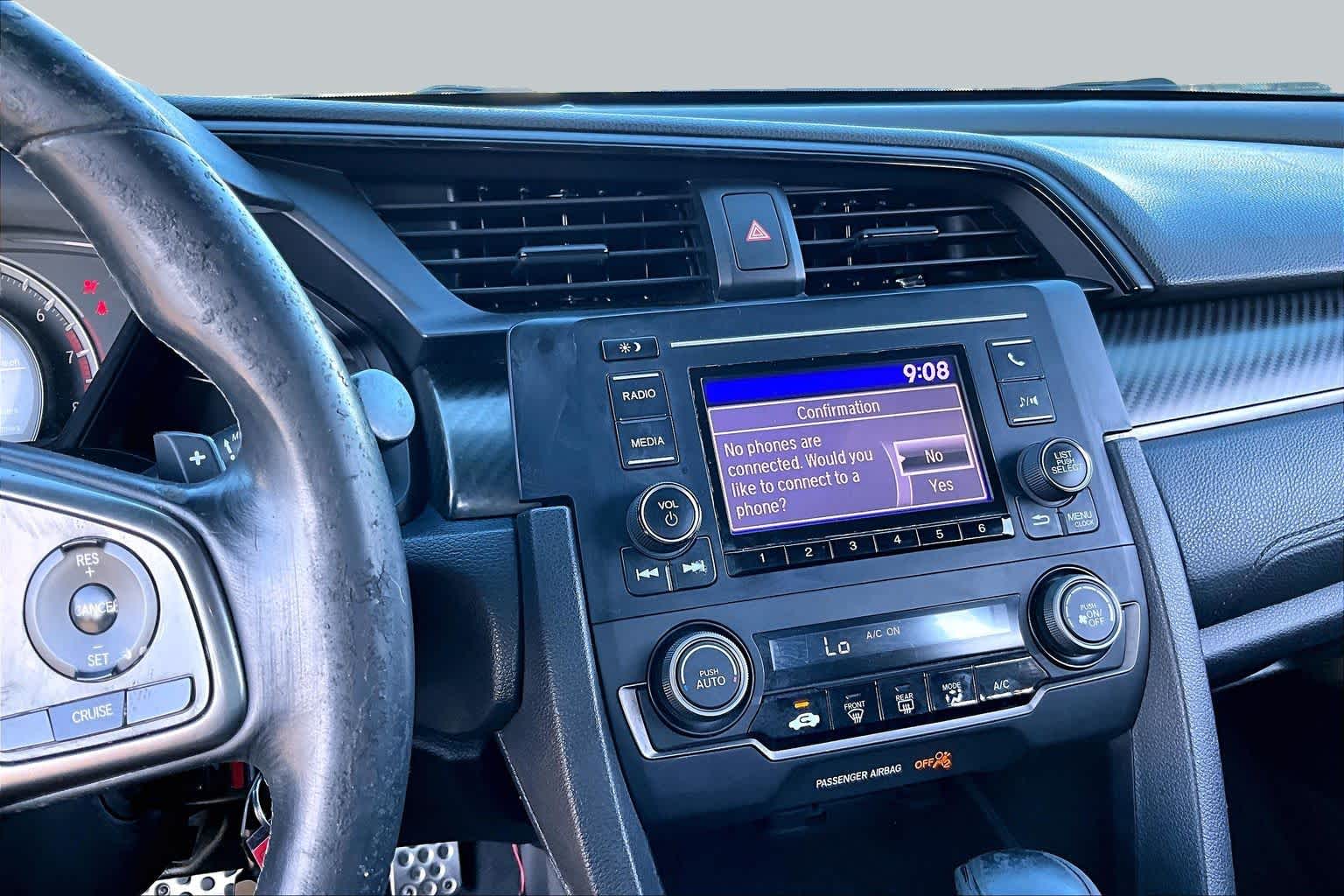 2017 Honda Civic Hatchback photo 6 of 35