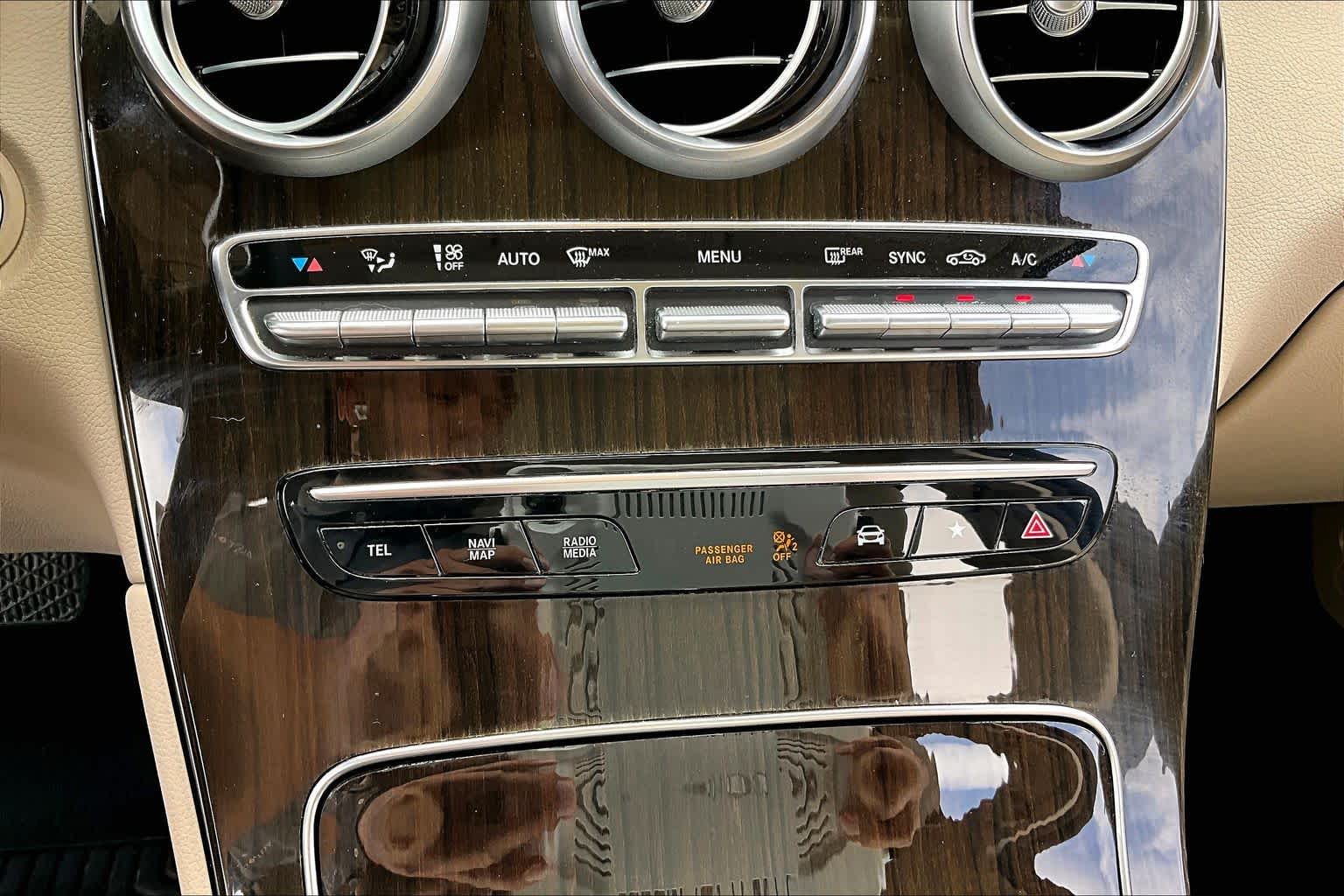 2021 Mercedes-Benz GLC 300 GLC 300 Polar White at Westside Kia