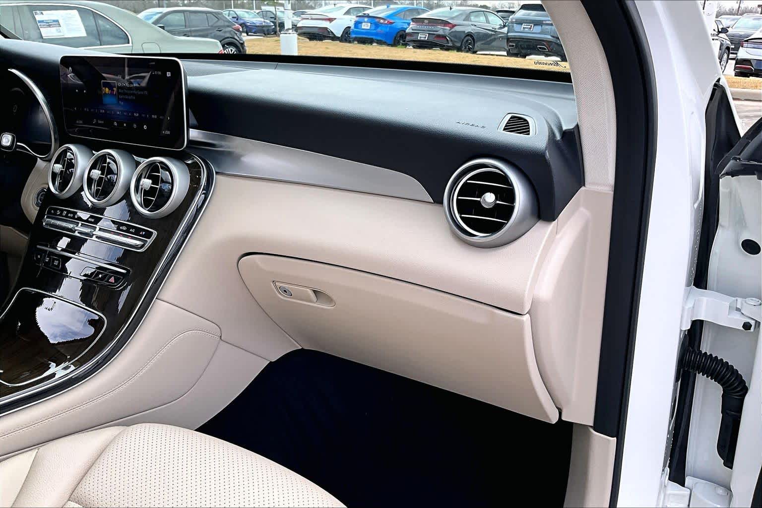 2021 Mercedes-Benz GLC 300 GLC 300 Polar White at Westside Kia