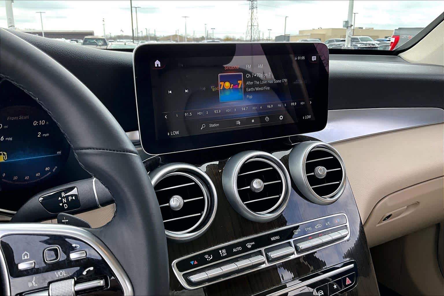 2021 Mercedes-Benz GLC 300 GLC 300 Polar White at Westside Kia