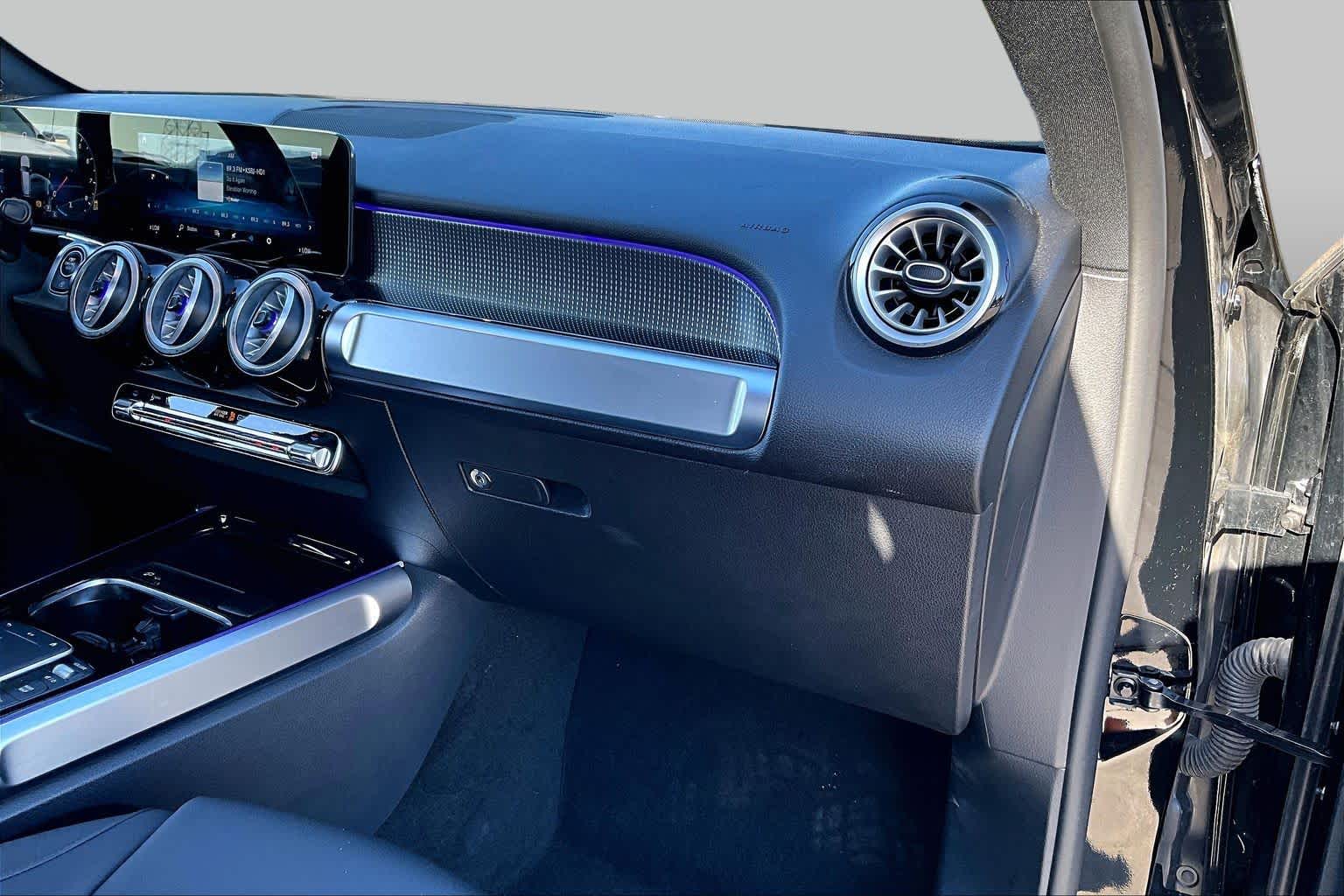 2022 Mercedes-Benz GLB 250 GLB 250 Night Black at Group 1 Toyota Southwest