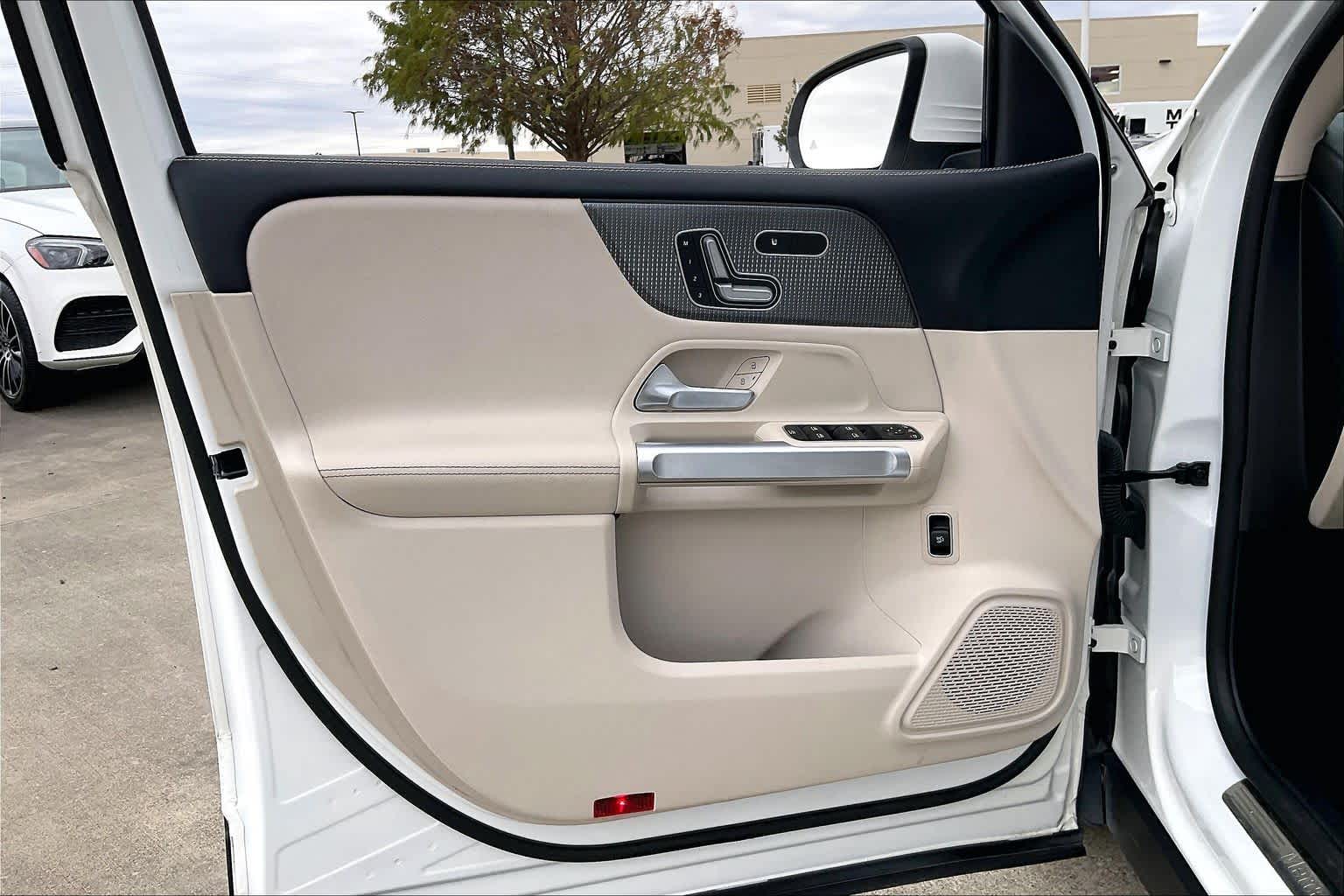 2022 Mercedes-Benz GLB GLB 250 Polar White at Mercedes-Benz of Houston North