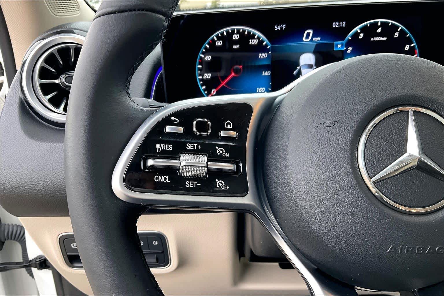 2022 Mercedes-Benz GLB GLB 250 Polar White at Mercedes-Benz of Houston North