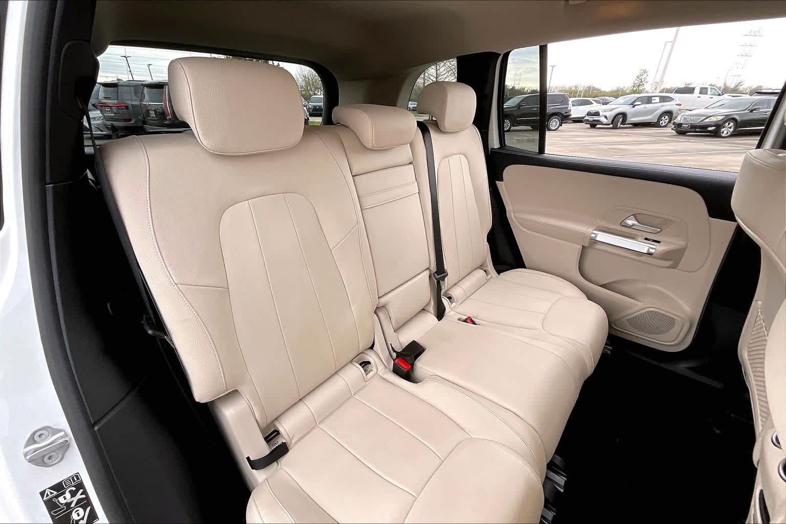 2022 Mercedes-Benz GLB GLB 250 Polar White at Mercedes-Benz of Houston North