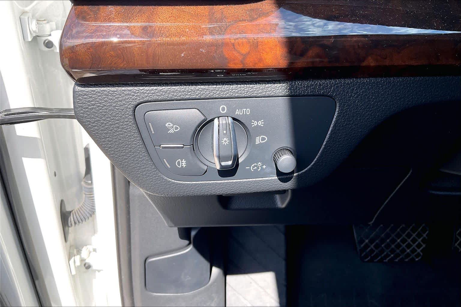 2018 Audi Q5 photo 34 of 35