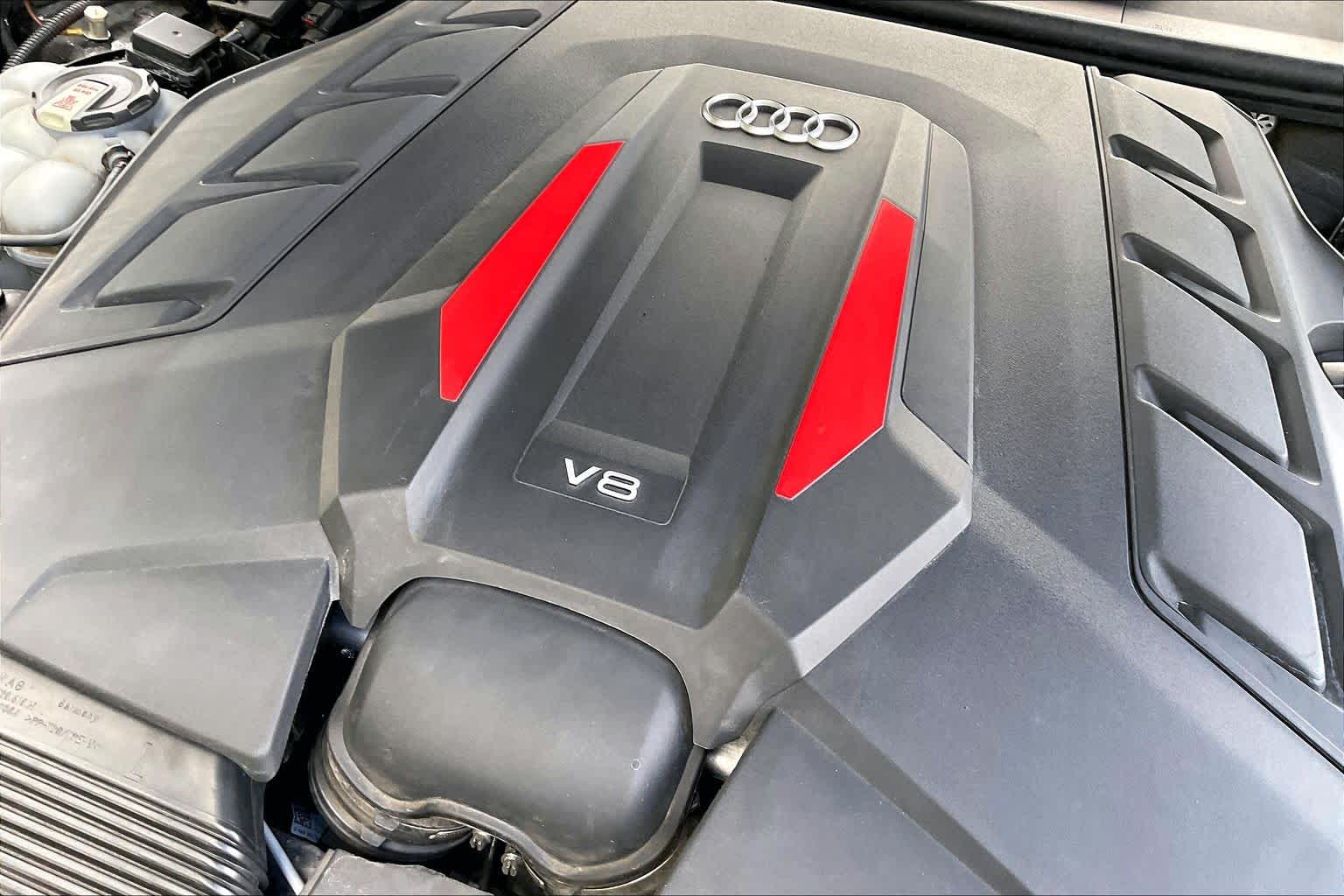 2021 Audi SQ8 photo 30 of 34