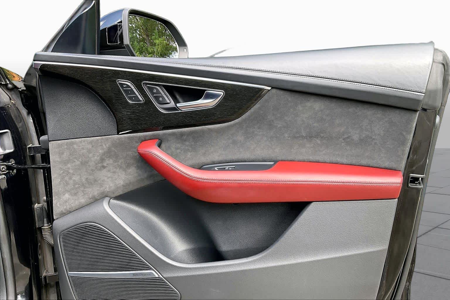 2021 Audi SQ8 photo 20 of 34