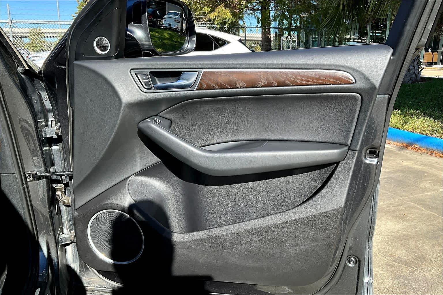 2016 Audi Q5 Premium Plus Daytona Gray Pearl Effect at AutoNation USA Houston