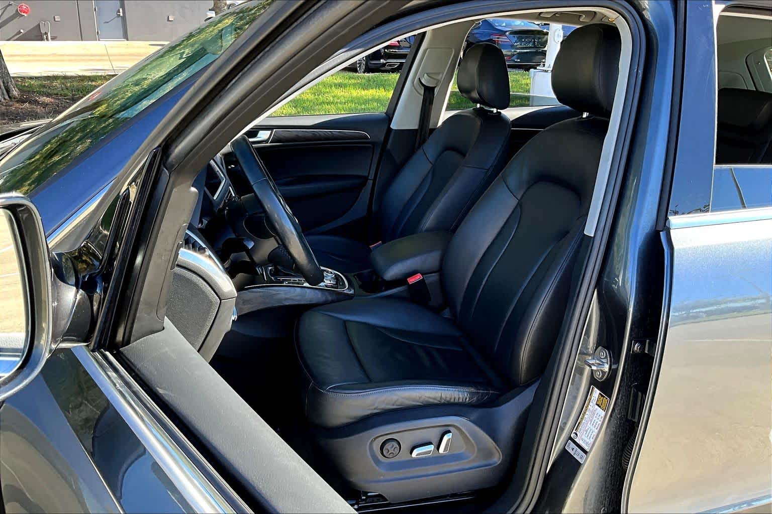 2016 Audi Q5 Premium Plus Daytona Gray Pearl Effect at AutoNation USA Houston