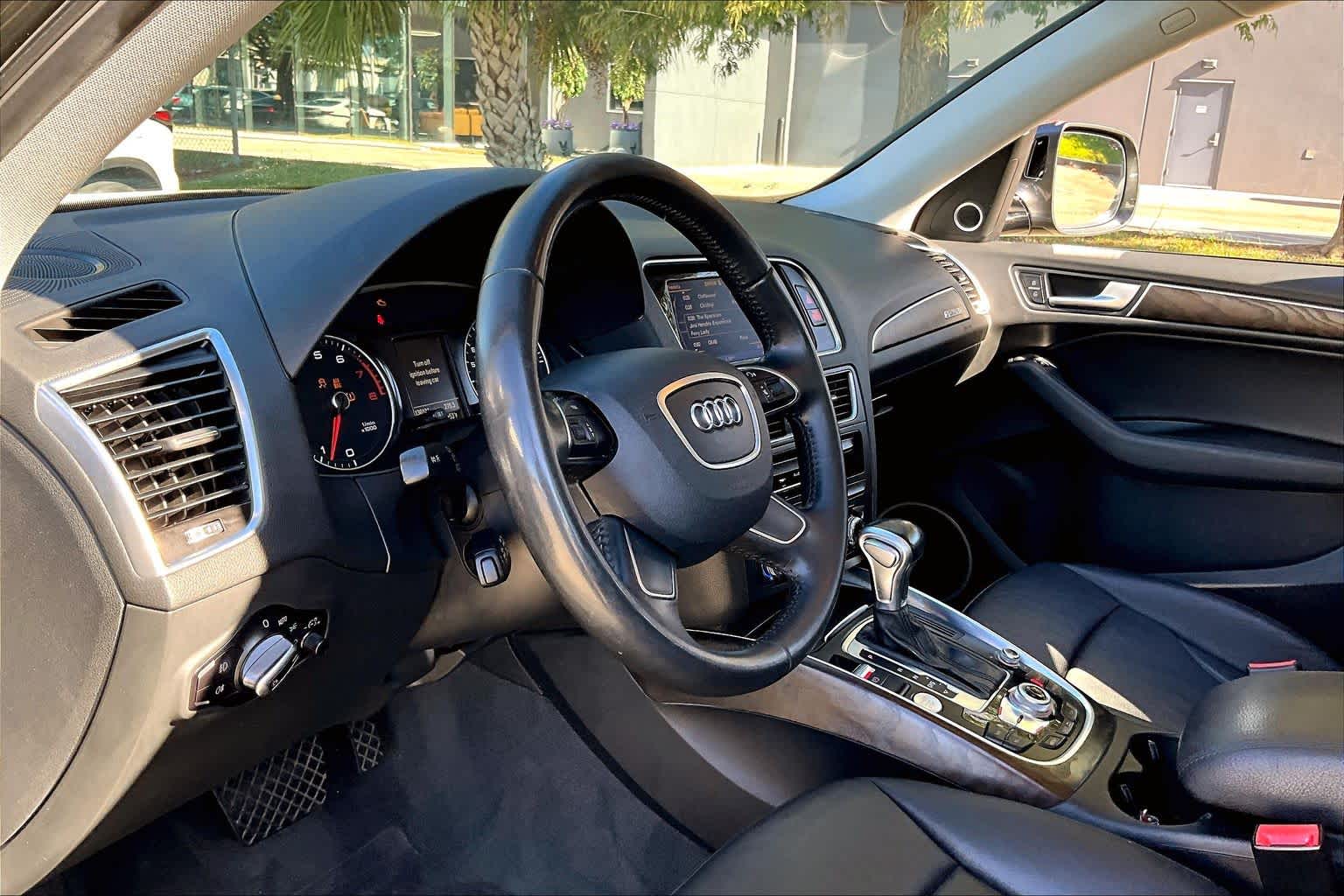 2016 Audi Q5 Premium Plus Daytona Gray Pearl Effect at AutoNation USA Houston