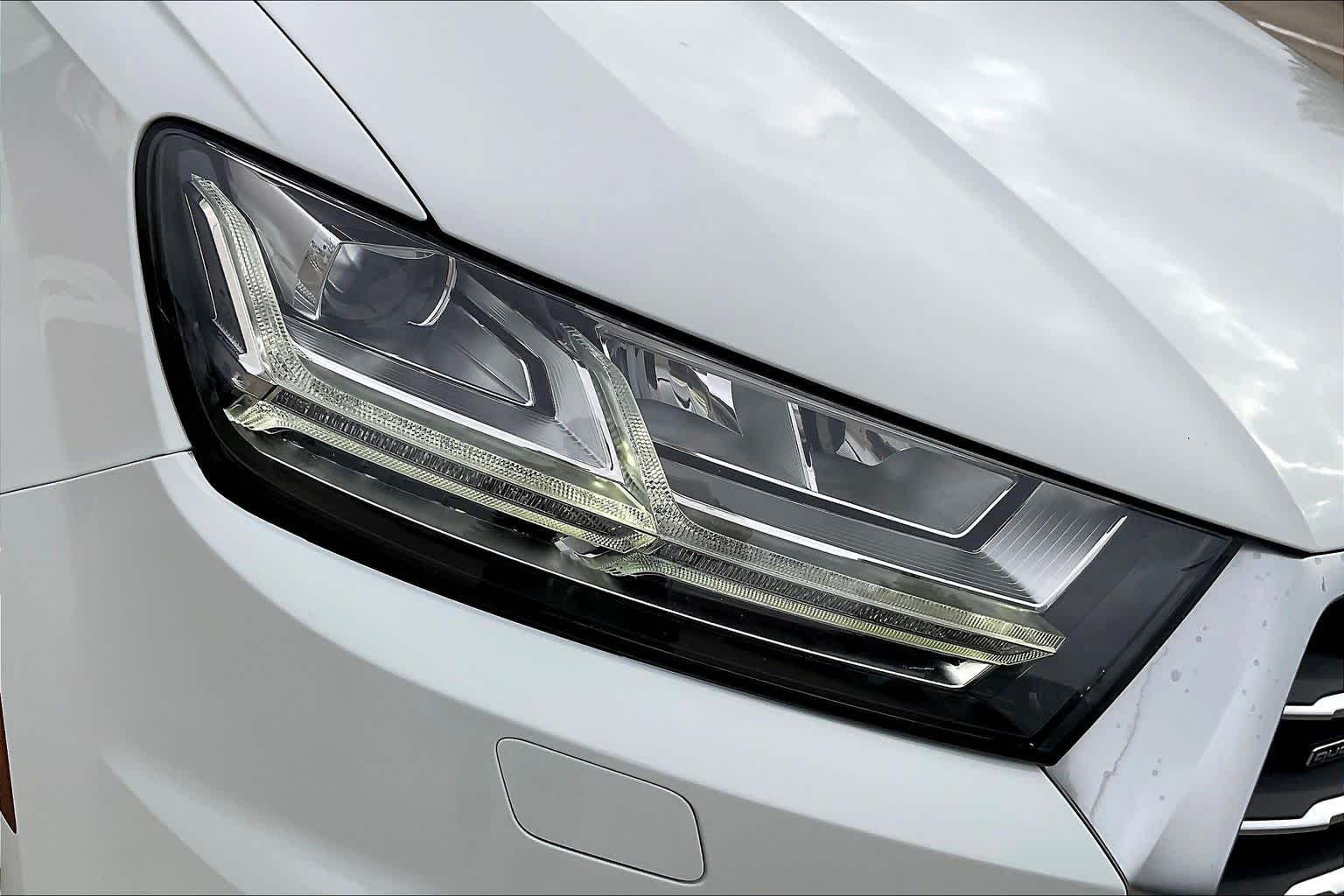 2017 Audi Q7 Premium Plus Carrara White at BMW of West Houston