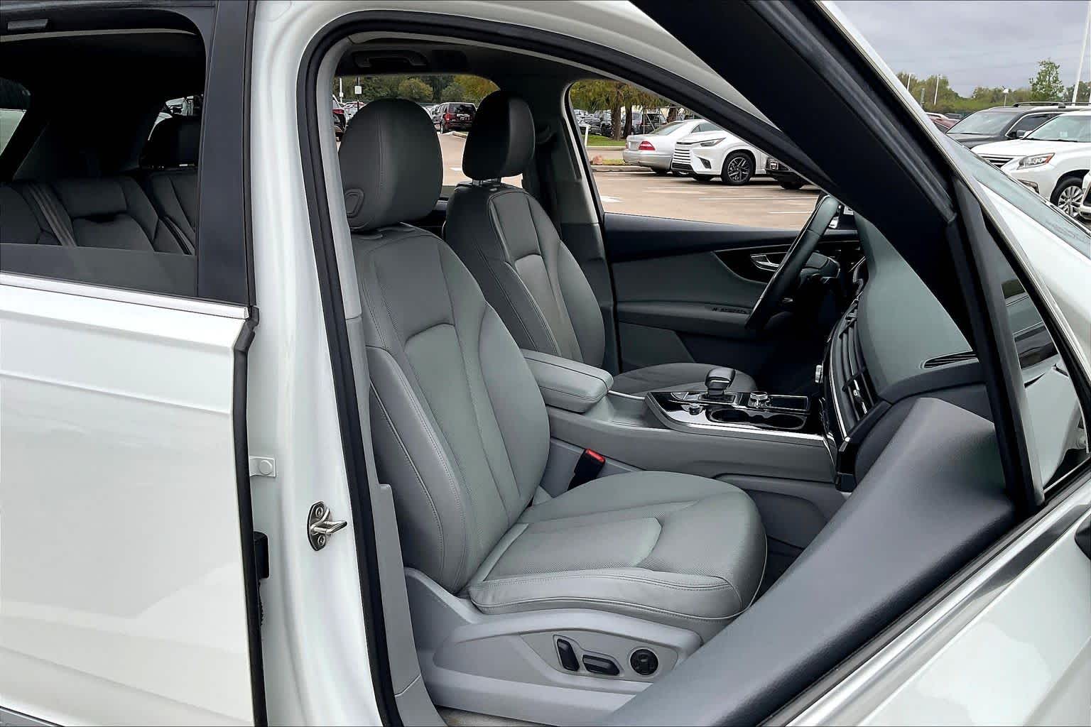2017 Audi Q7 Premium Plus Carrara White at BMW of West Houston