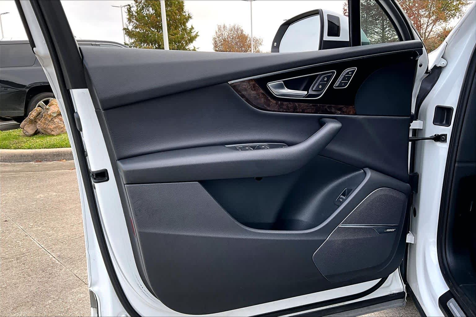 2019 Audi Q7 Premium Plus Glacier White Metallic at AutoNation USA Houston