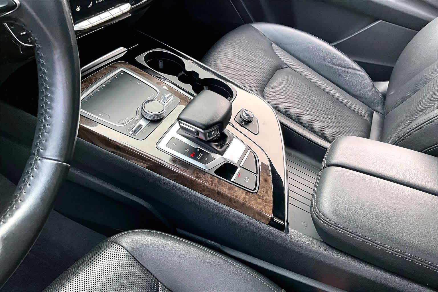 2019 Audi Q7 Premium Plus Glacier White Metallic at AutoNation USA Houston