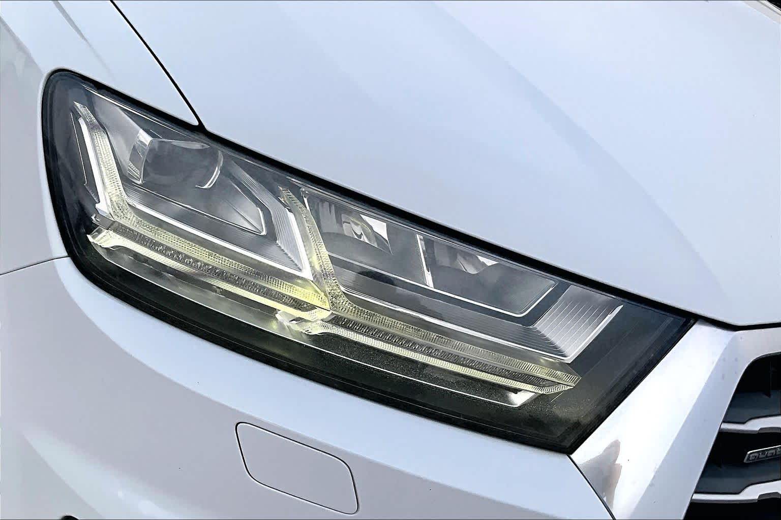 2019 Audi Q7 Premium Plus Glacier White Metallic at AutoNation USA Houston