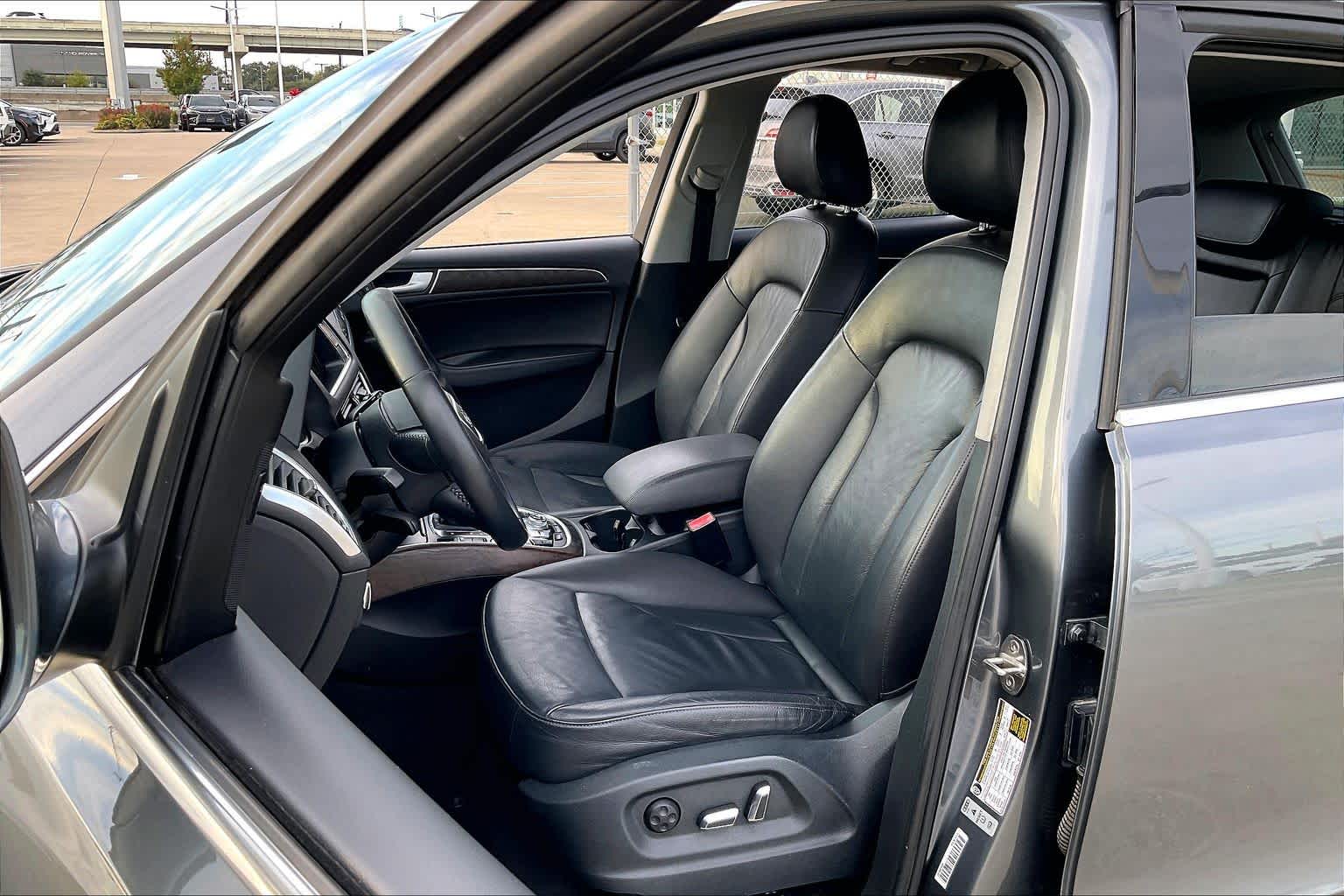 2015 Audi Q5 Premium Plus Daytona Gray Pearl Effect at AutoNation USA Houston
