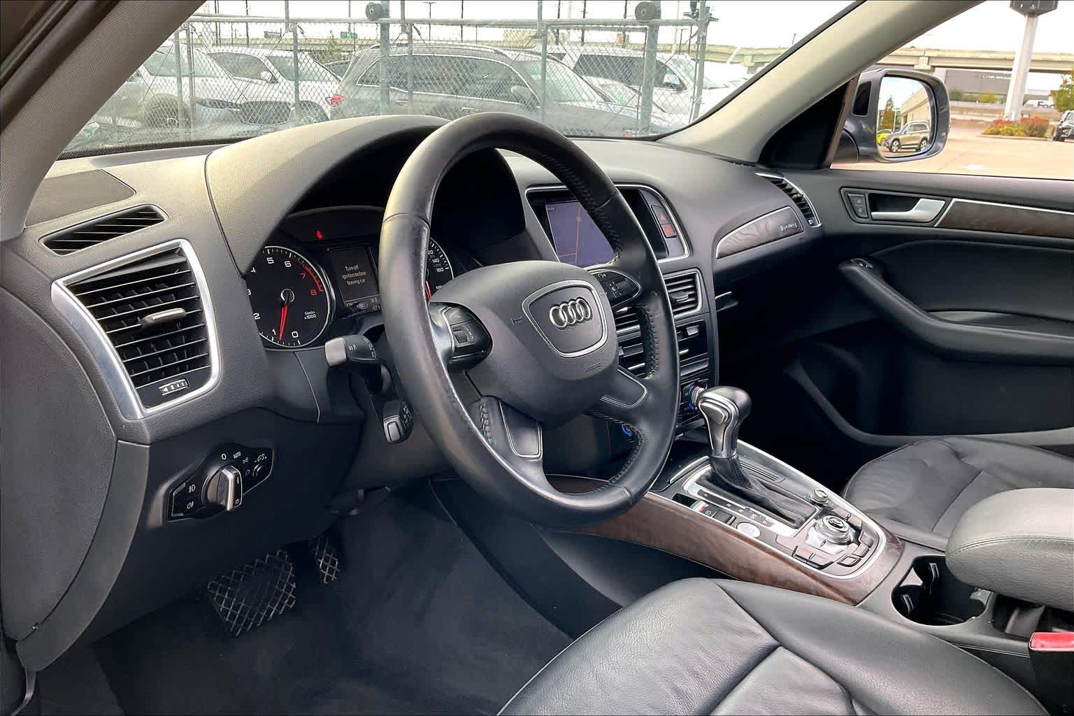 2015 Audi Q5 Premium Plus Daytona Gray Pearl Effect at AutoNation USA Houston