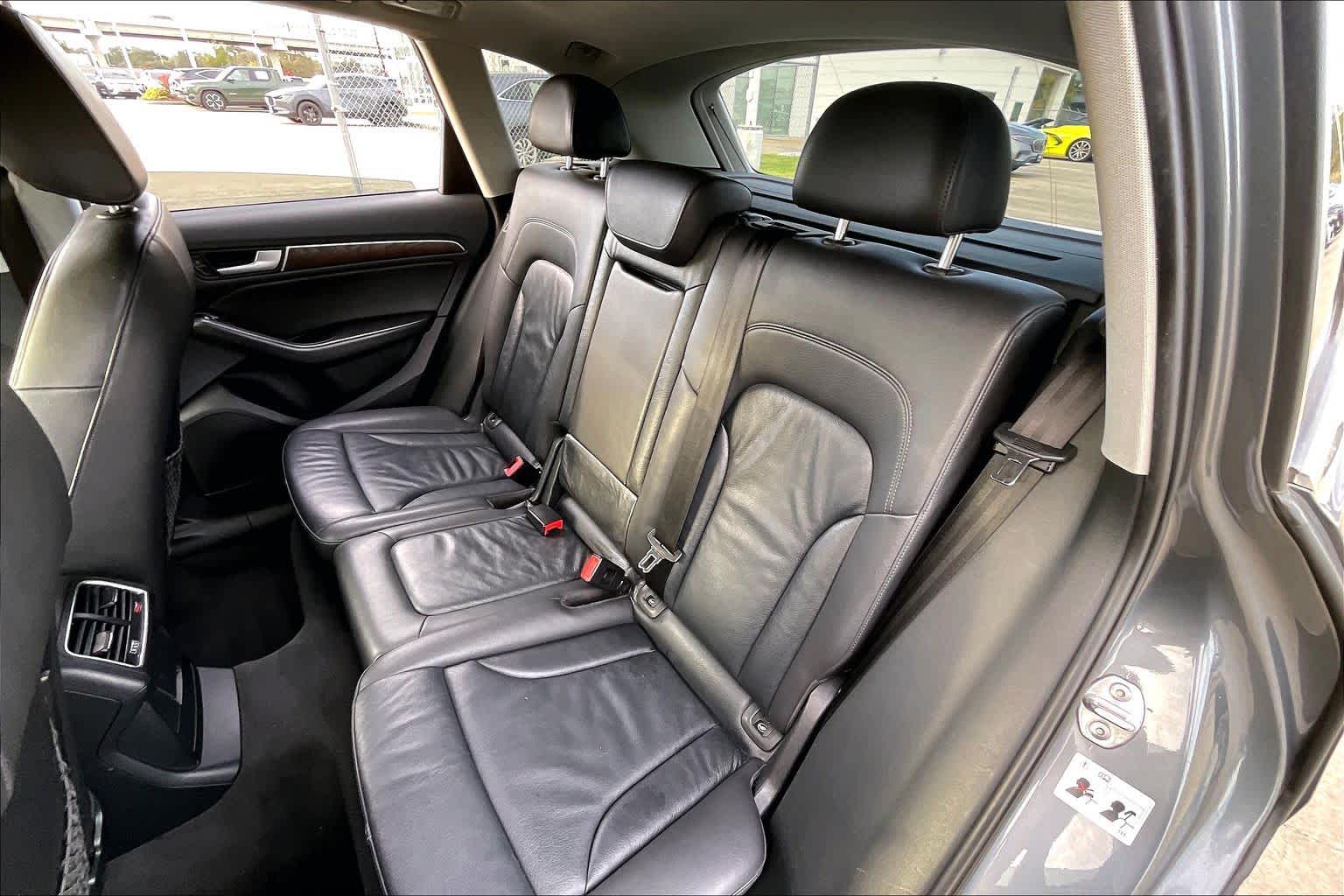 2015 Audi Q5 Premium Plus Daytona Gray Pearl Effect at AutoNation USA Houston