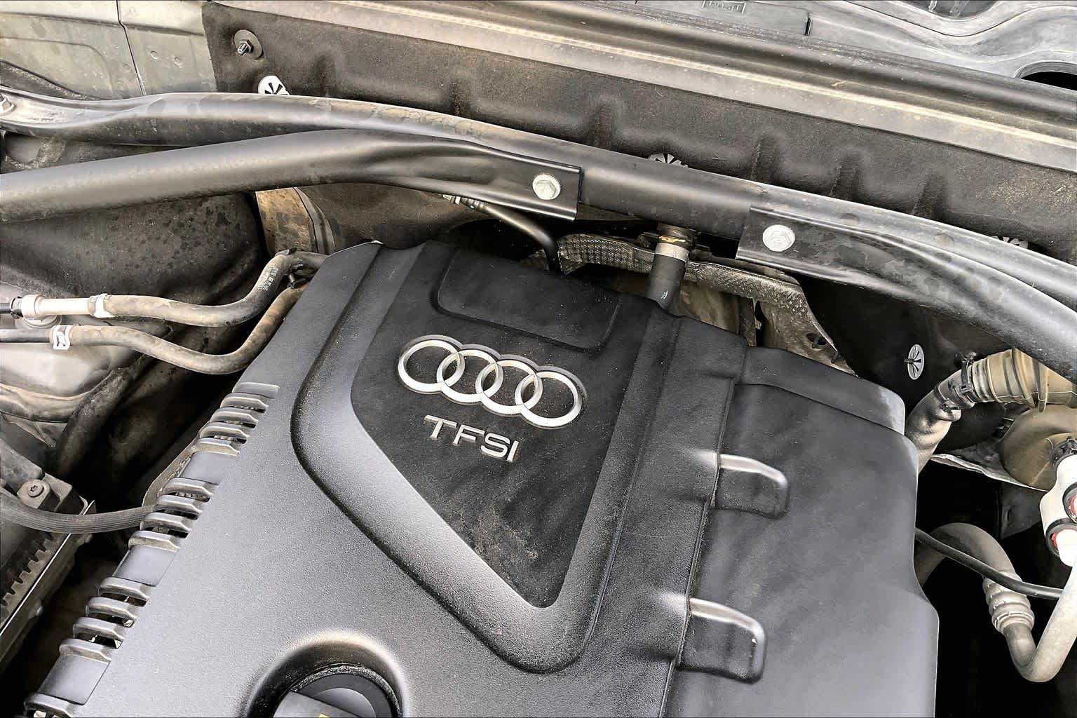 2015 Audi Q5 Premium Plus Daytona Gray Pearl Effect at AutoNation USA Houston