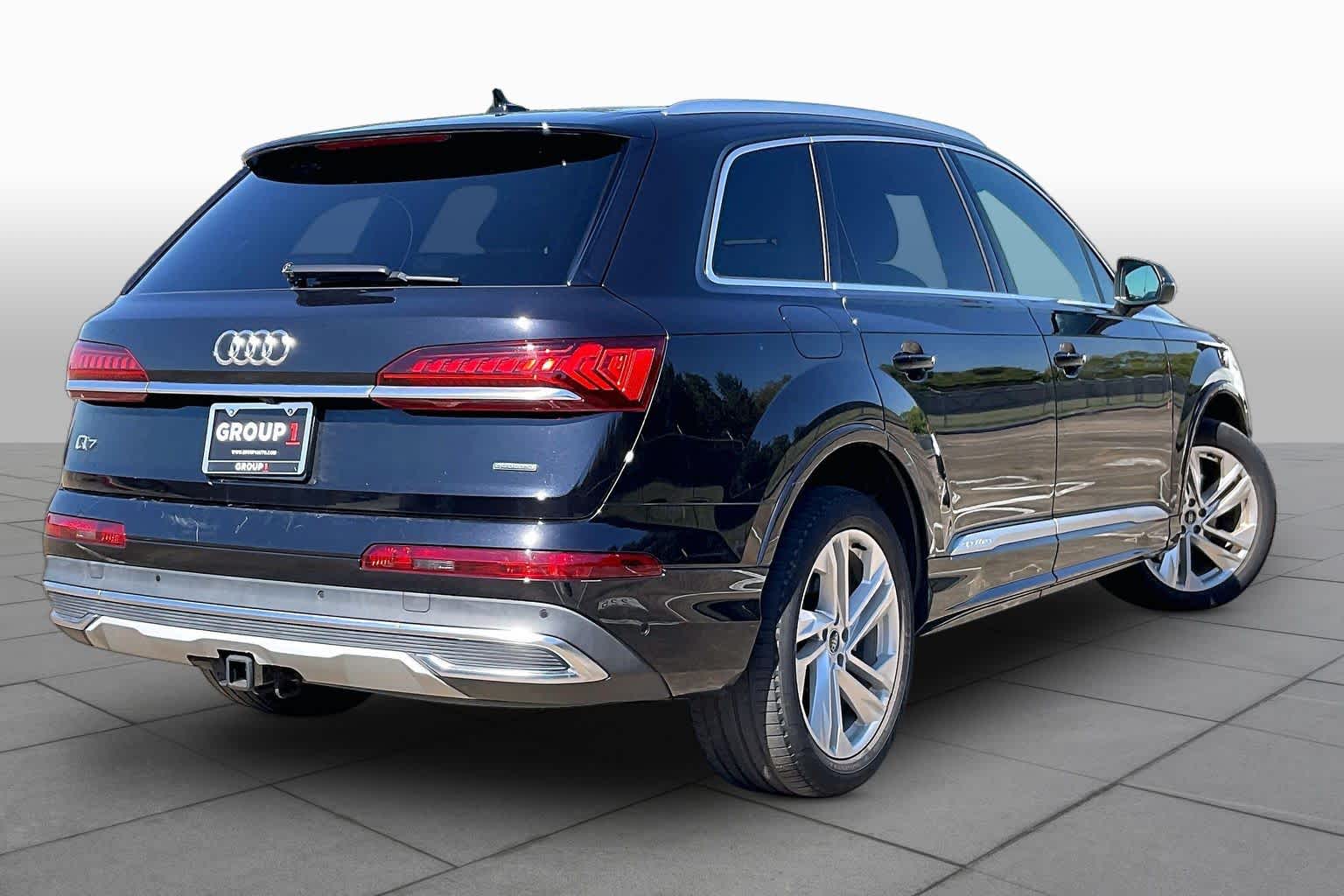 2021 Audi Q7 photo 12 of 35
