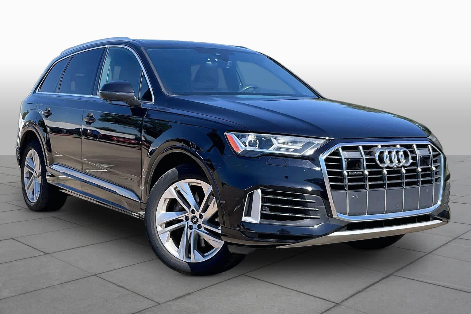 2021 Audi Q7 photo 3 of 35