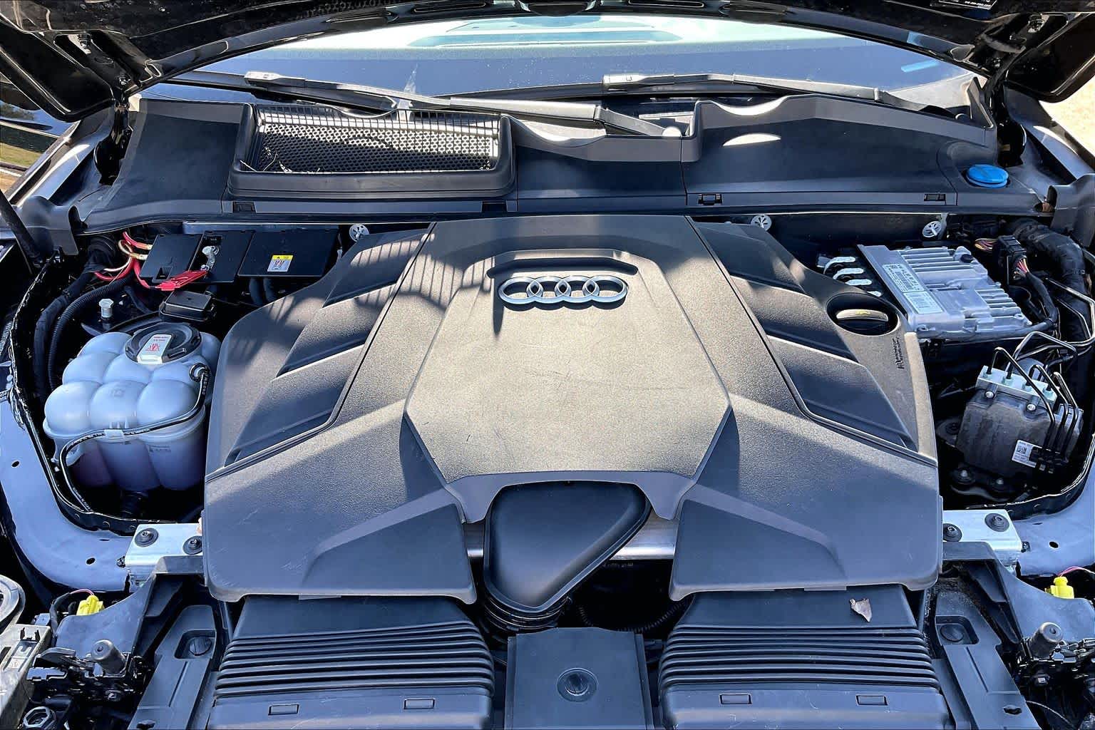 2021 Audi Q7 photo 30 of 35
