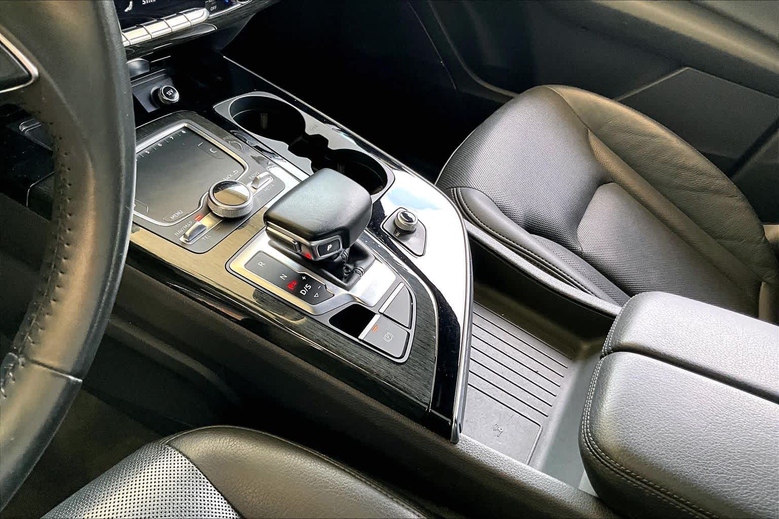 2019 Audi Q7 Prestige Samurai Gray Metallic at Auto Boutique Texas