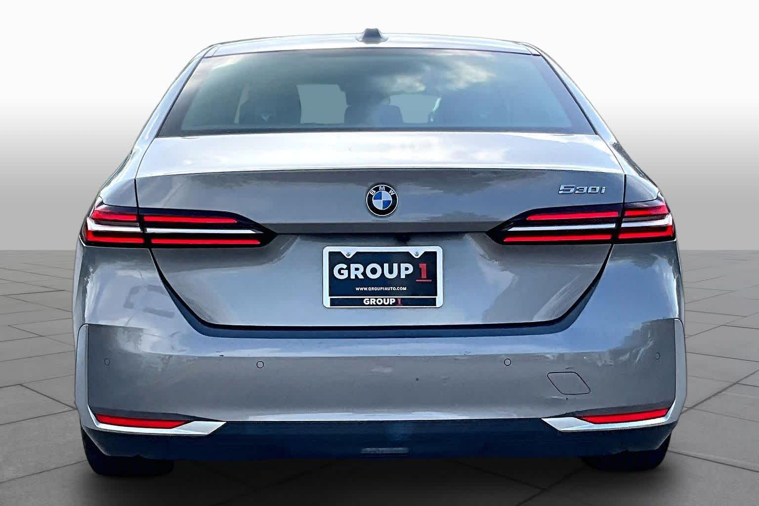 2024 BMW 530i 530i Oxide Grey Metallic at Lexus Southwest Houston