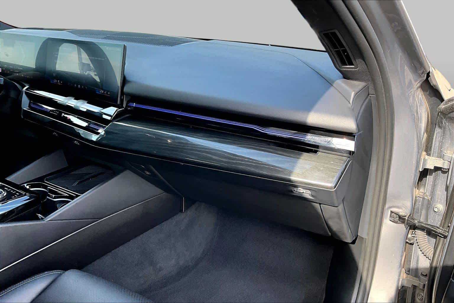 2024 BMW 530i 530i Oxide Grey Metallic at Lexus Southwest Houston