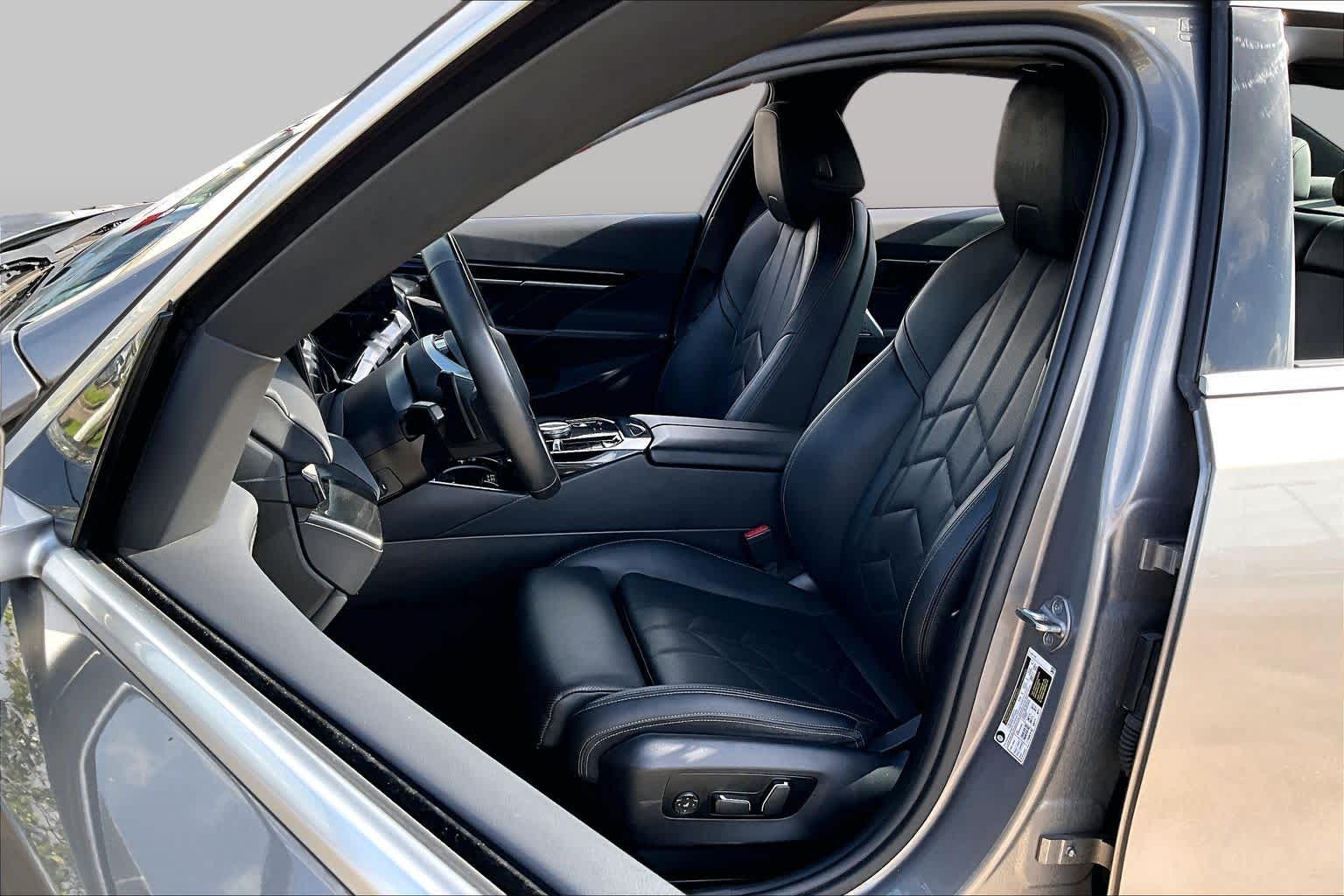 2024 BMW 530i 530i Oxide Grey Metallic at Lexus Southwest Houston