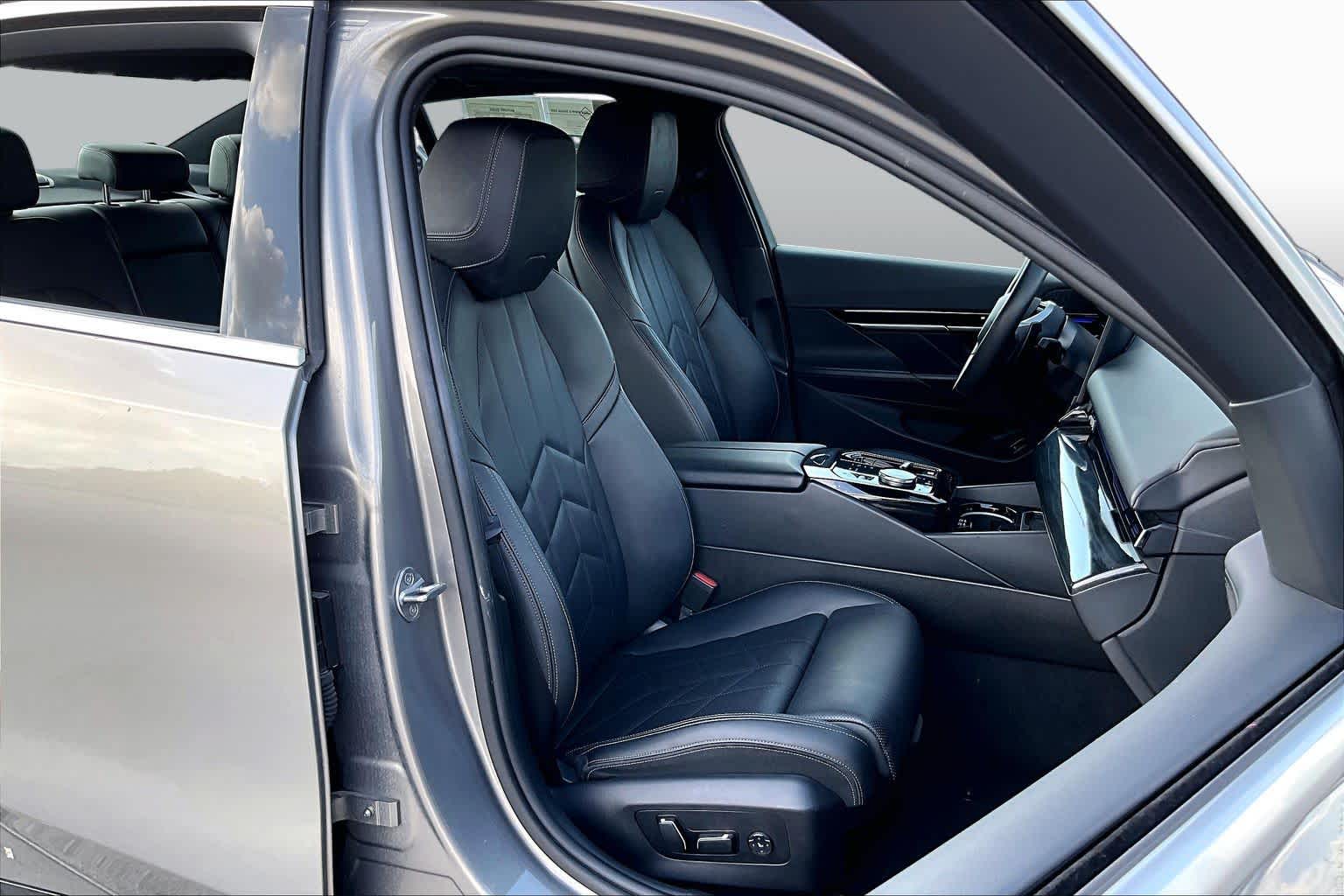 2024 BMW 530i 530i Oxide Grey Metallic at Lexus Southwest Houston