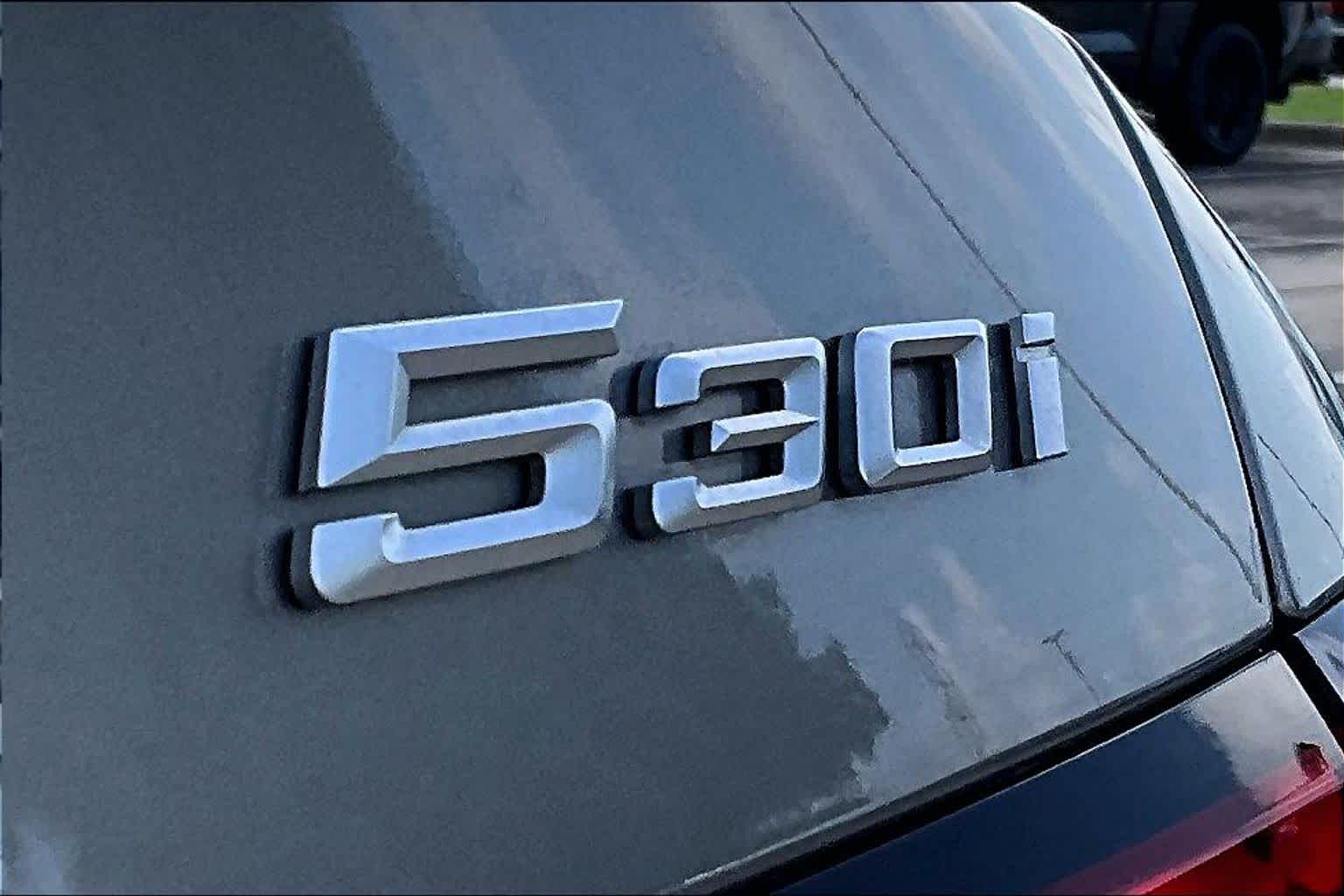 2024 BMW 530i 530i Oxide Grey Metallic at Lexus Southwest Houston