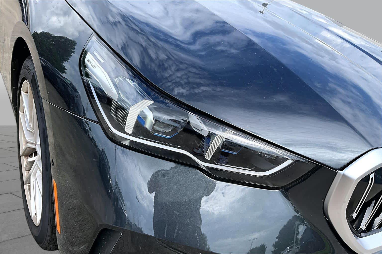 2025 BMW 530i 530i Dark Graphite Metallic at Lexus Southwest Houston