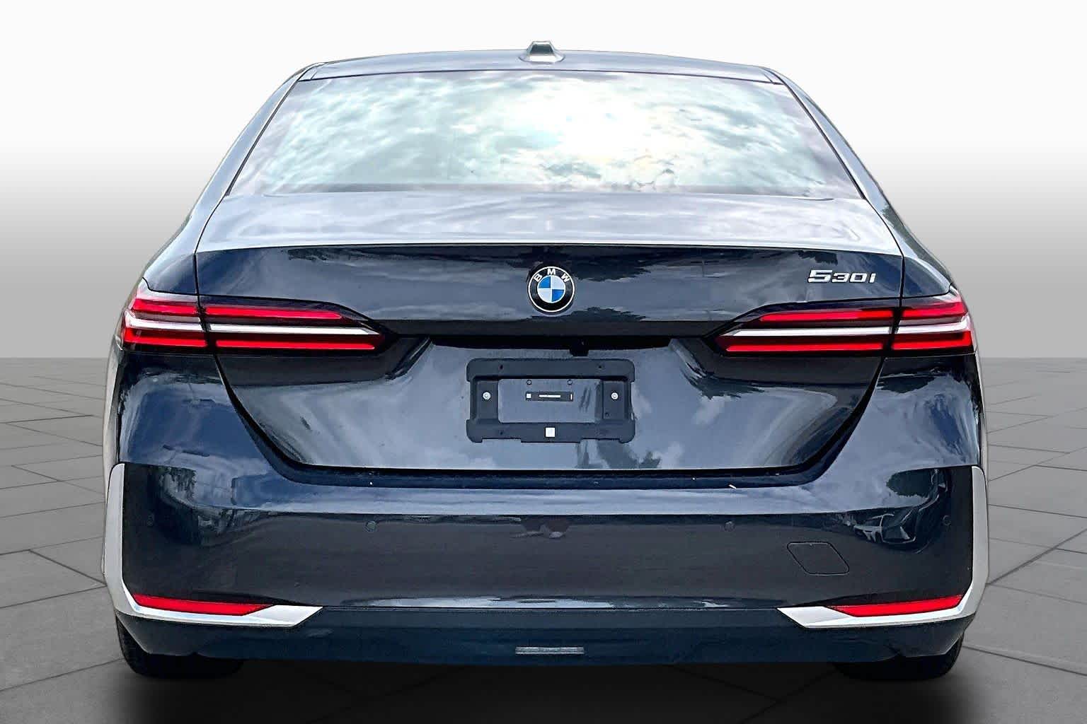2025 BMW 530i 530i Dark Graphite Metallic at Lexus Southwest Houston