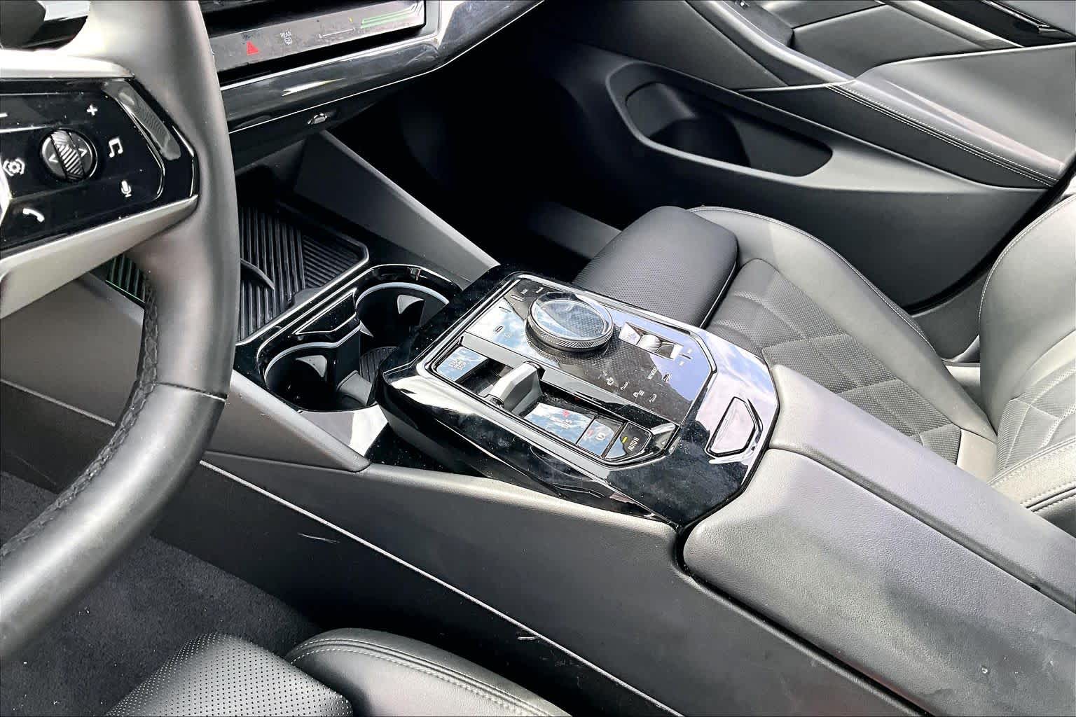 2025 BMW 530i 530i Dark Graphite Metallic at Lexus Southwest Houston