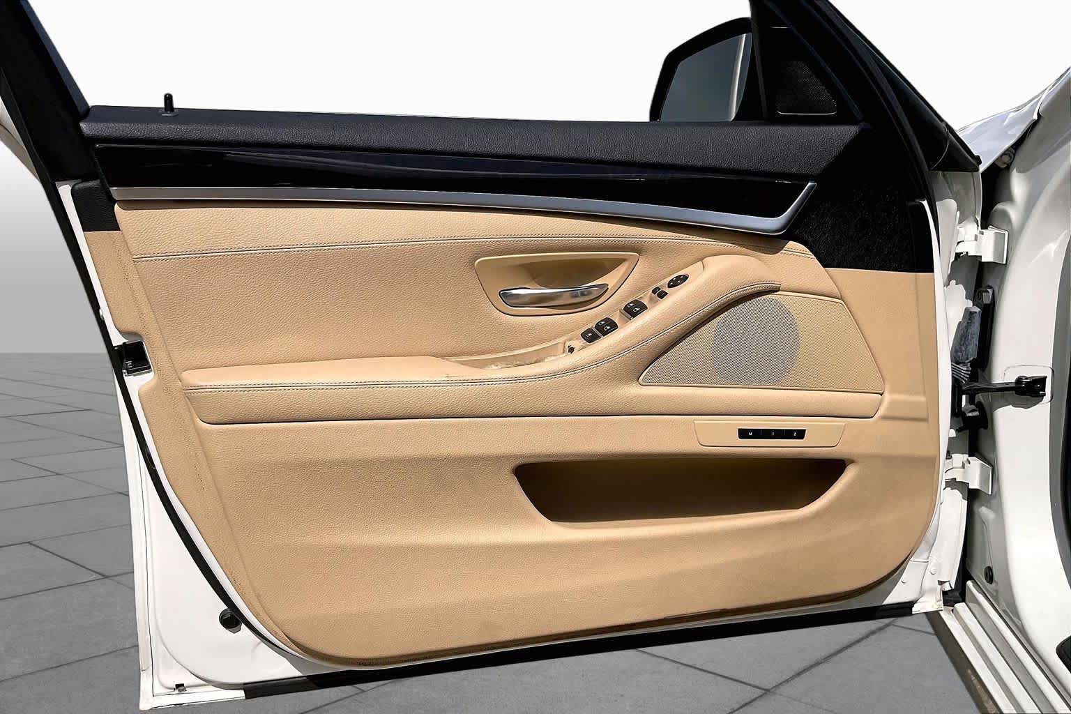 2014 BMW 535i 535i Alpine White at Sterling McCall Nissan