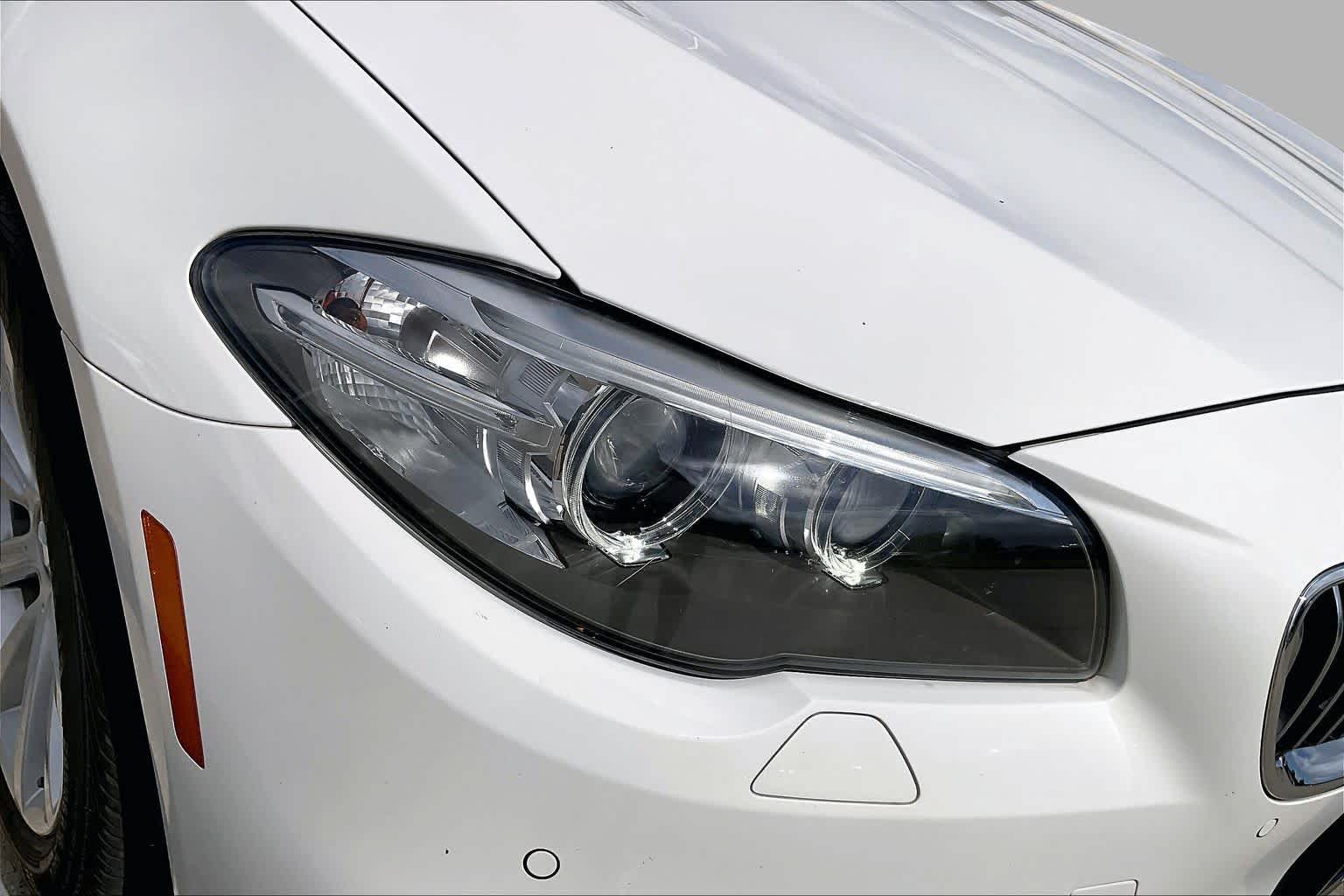 2014 BMW 535i 535i Alpine White at Sterling McCall Nissan