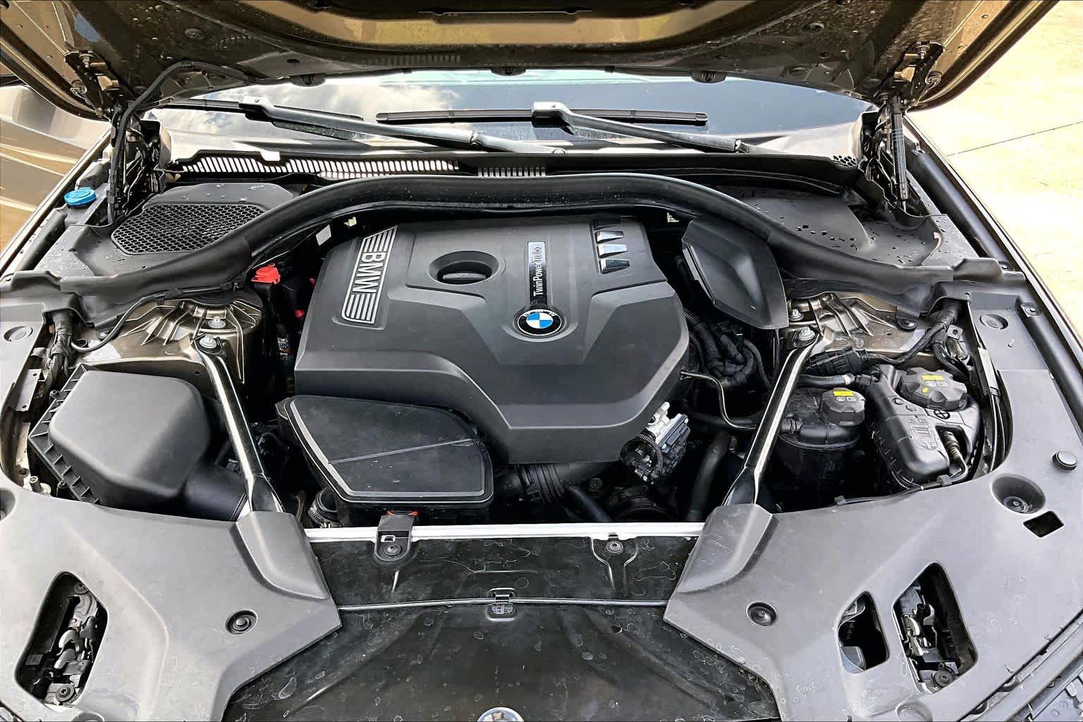 2017 BMW 530i 530i Atlas Cedar Metallic at Team Mazda