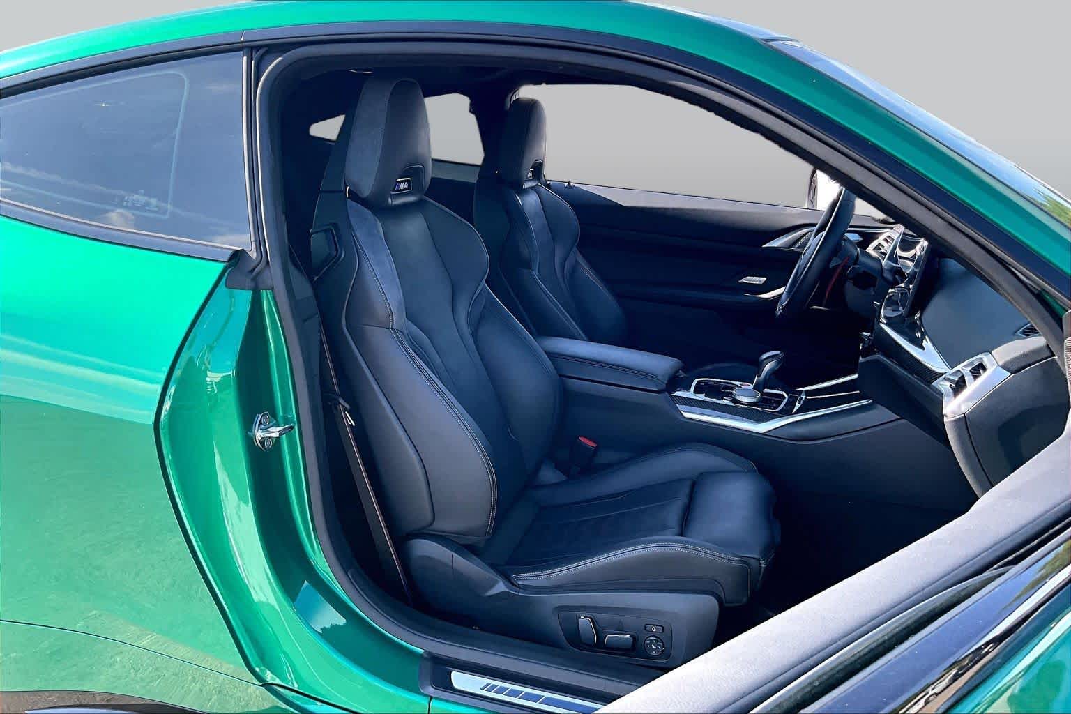 2026 BMW M4 photo 8 of 33