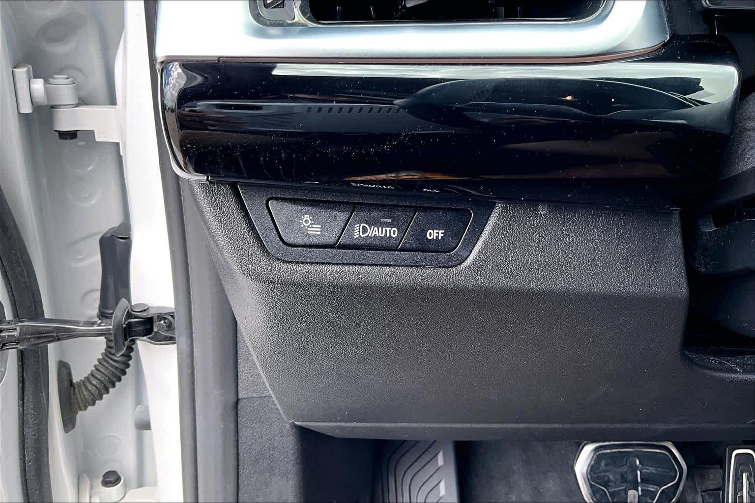 2025 BMW X1 xDrive28i xDrive28i Mineral White Metallic at Lexus Southwest Houston