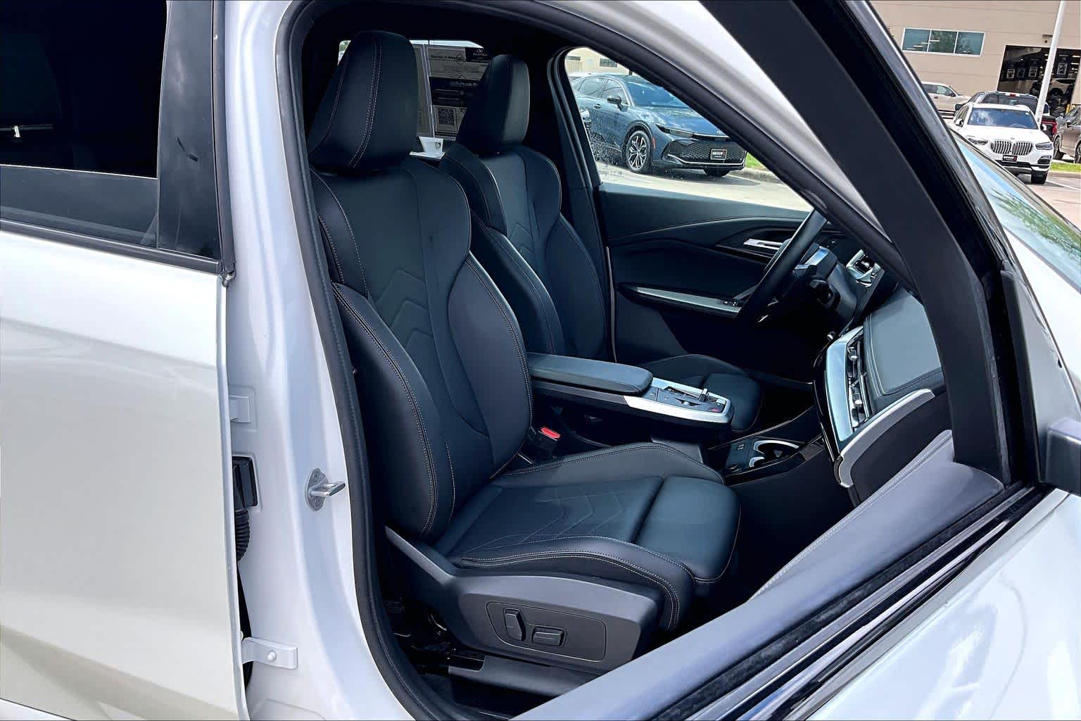 2025 BMW X1 xDrive28i xDrive28i - 7