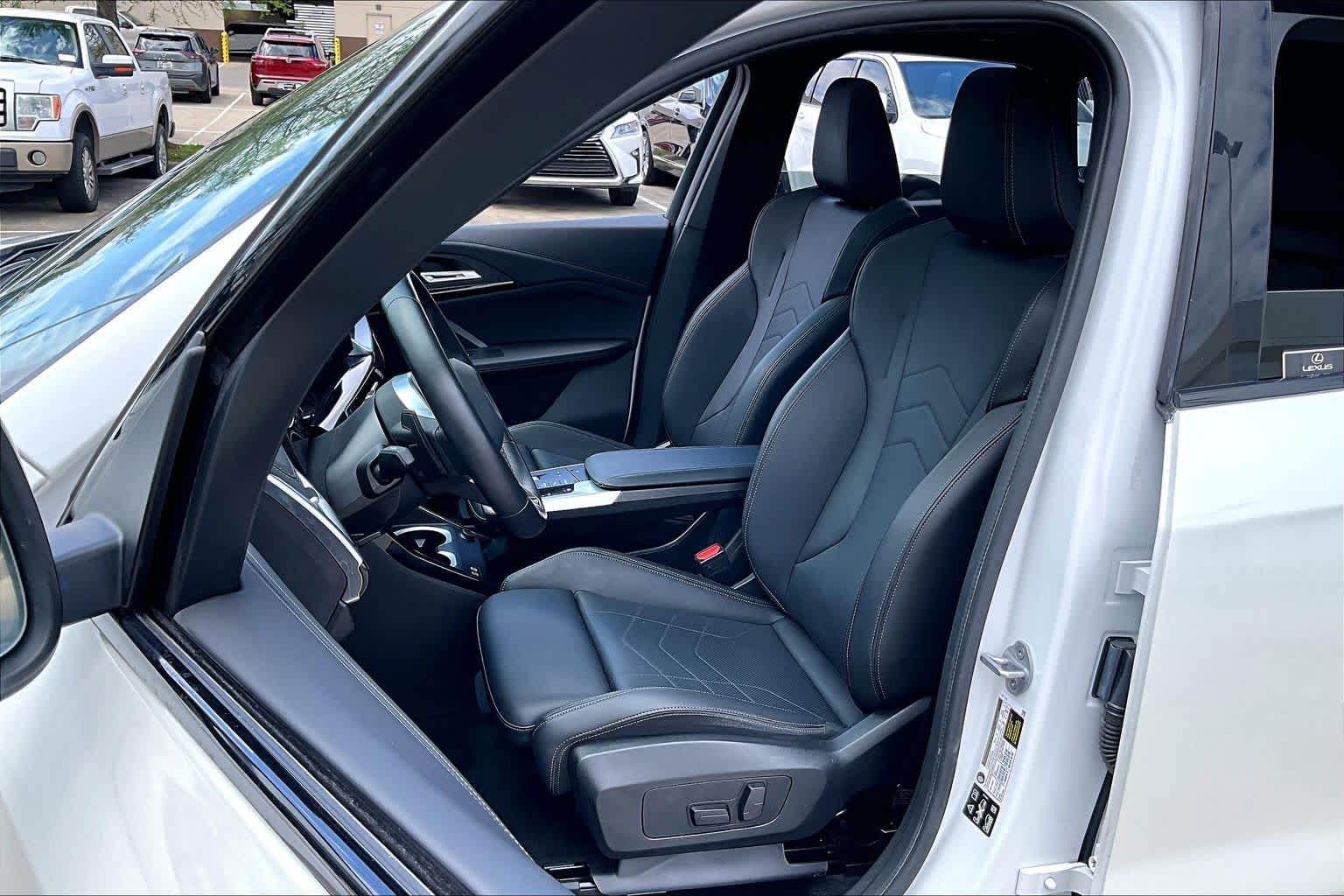 2025 BMW X1 xDrive28i xDrive28i - 6