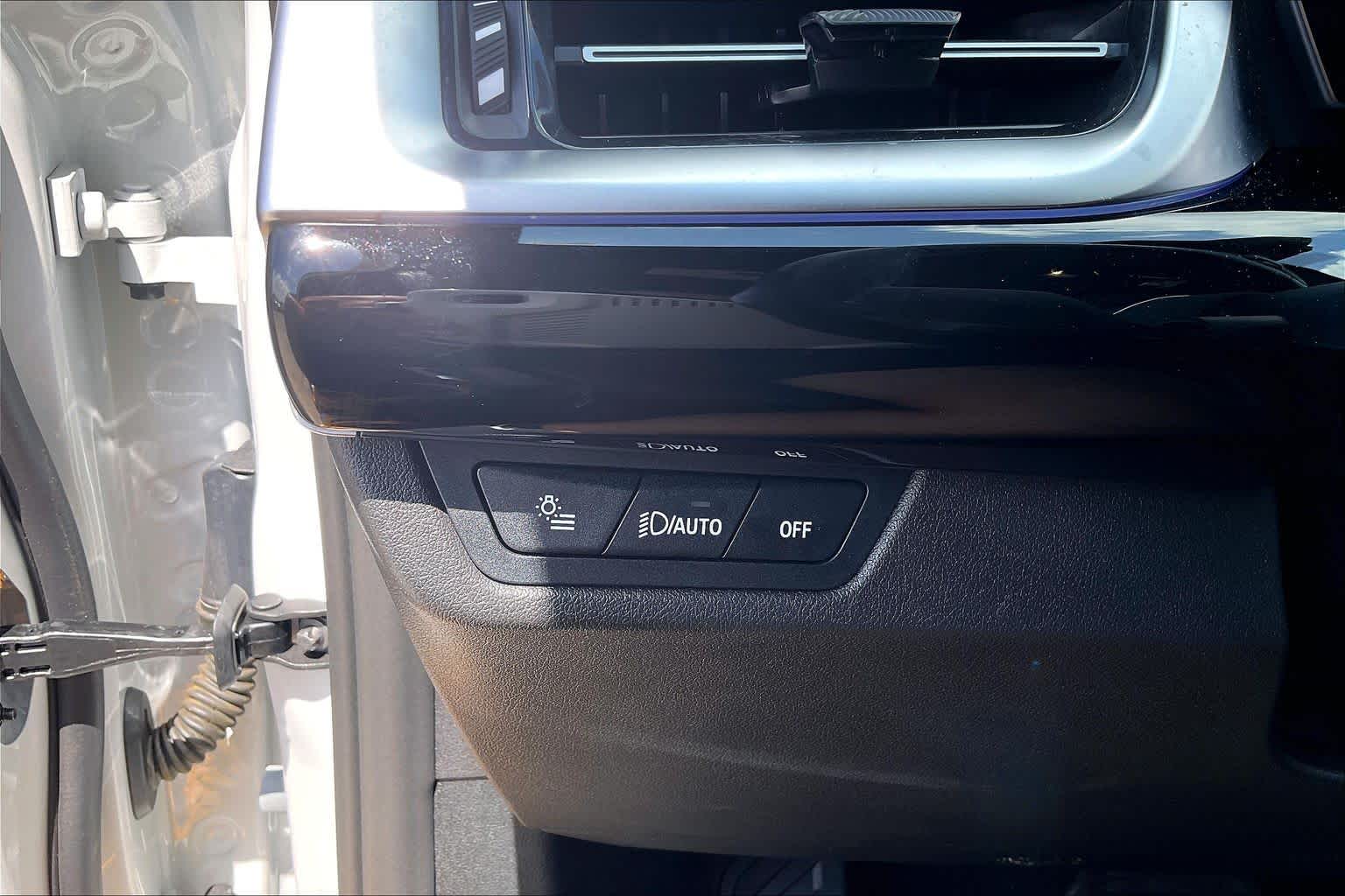 2026 BMW X1 xDrive28i xDrive28i Mineral White Metallic at Lexus Southwest Houston