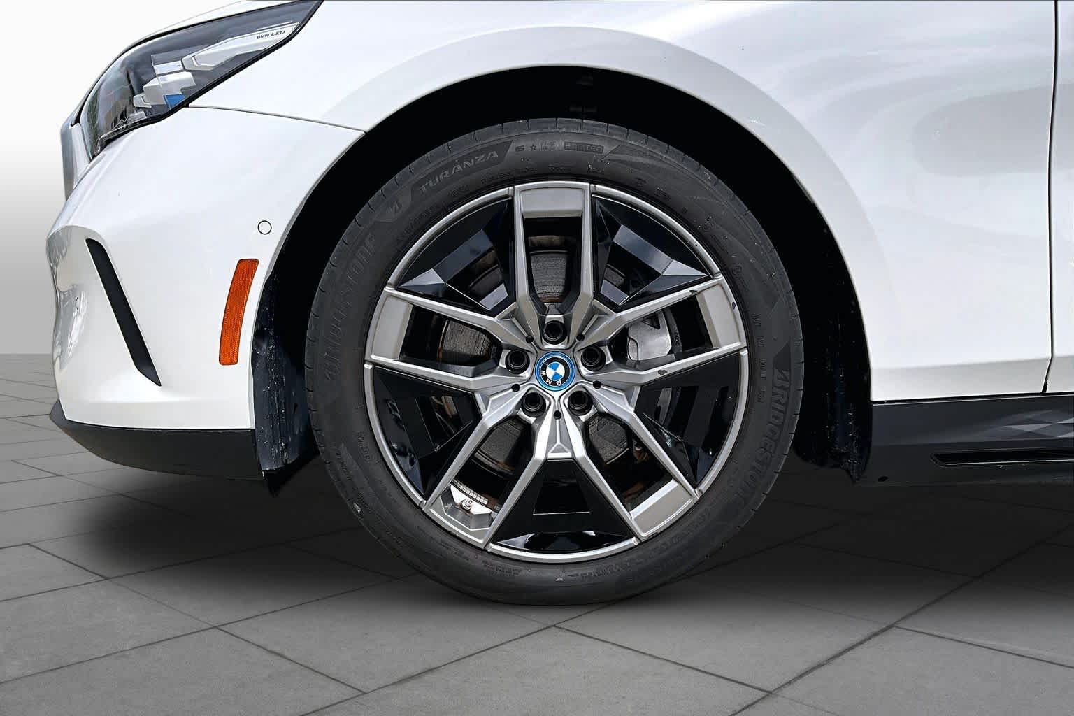 2025 BMW i5 eDrive40 Mineral White Metallic at BMW of West Houston