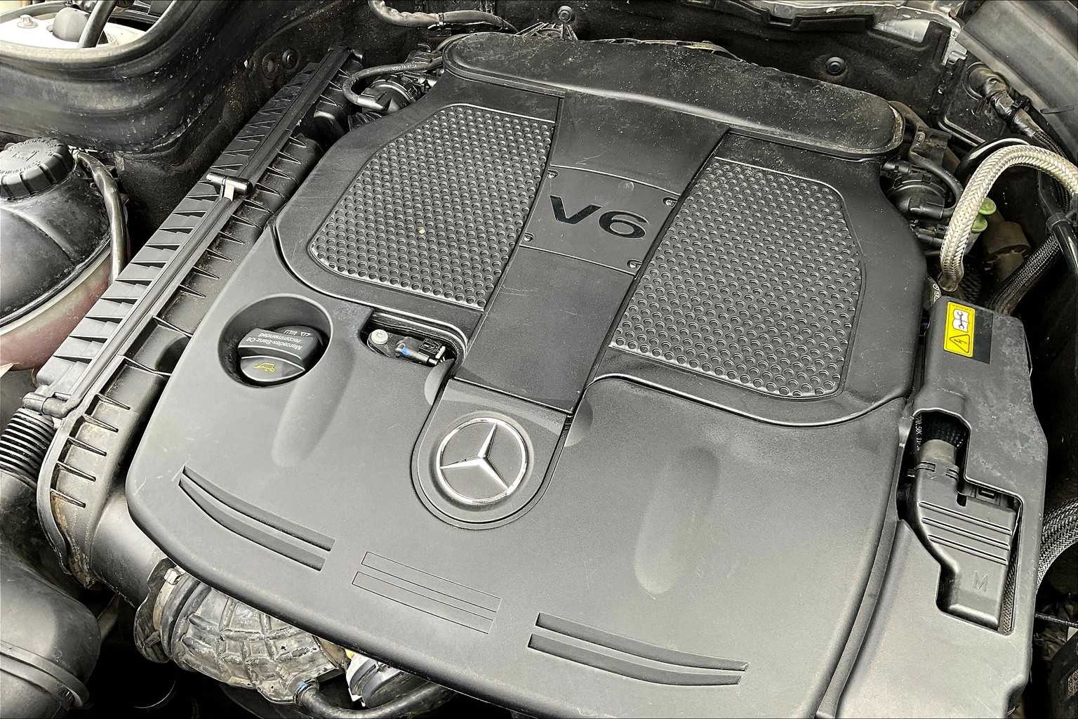 2015 Mercedes-Benz GLK-Class GLK 350 Polar White at Lone Star Chevrolet