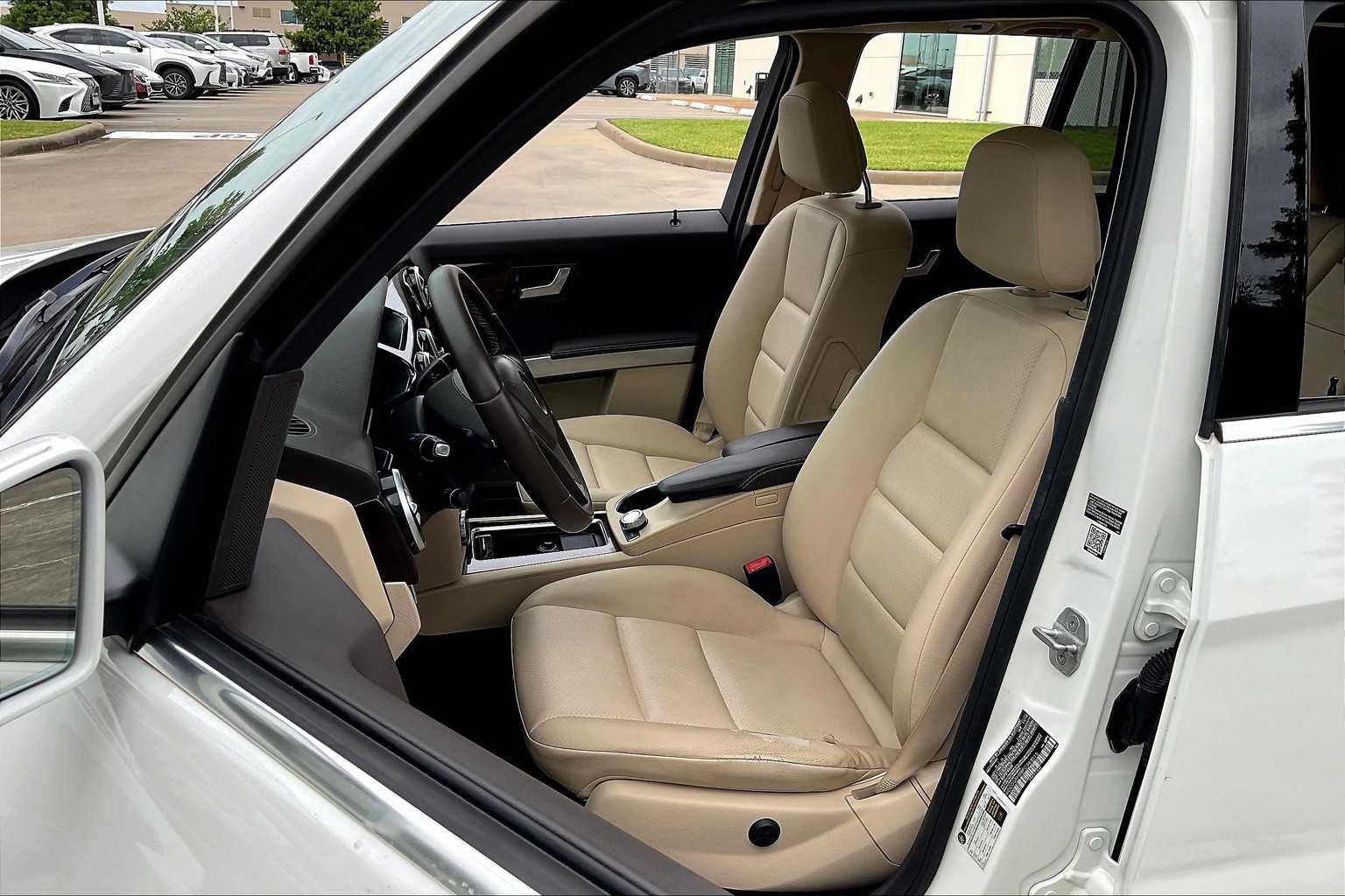 2015 Mercedes-Benz GLK-Class GLK 350 Polar White at Lone Star Chevrolet